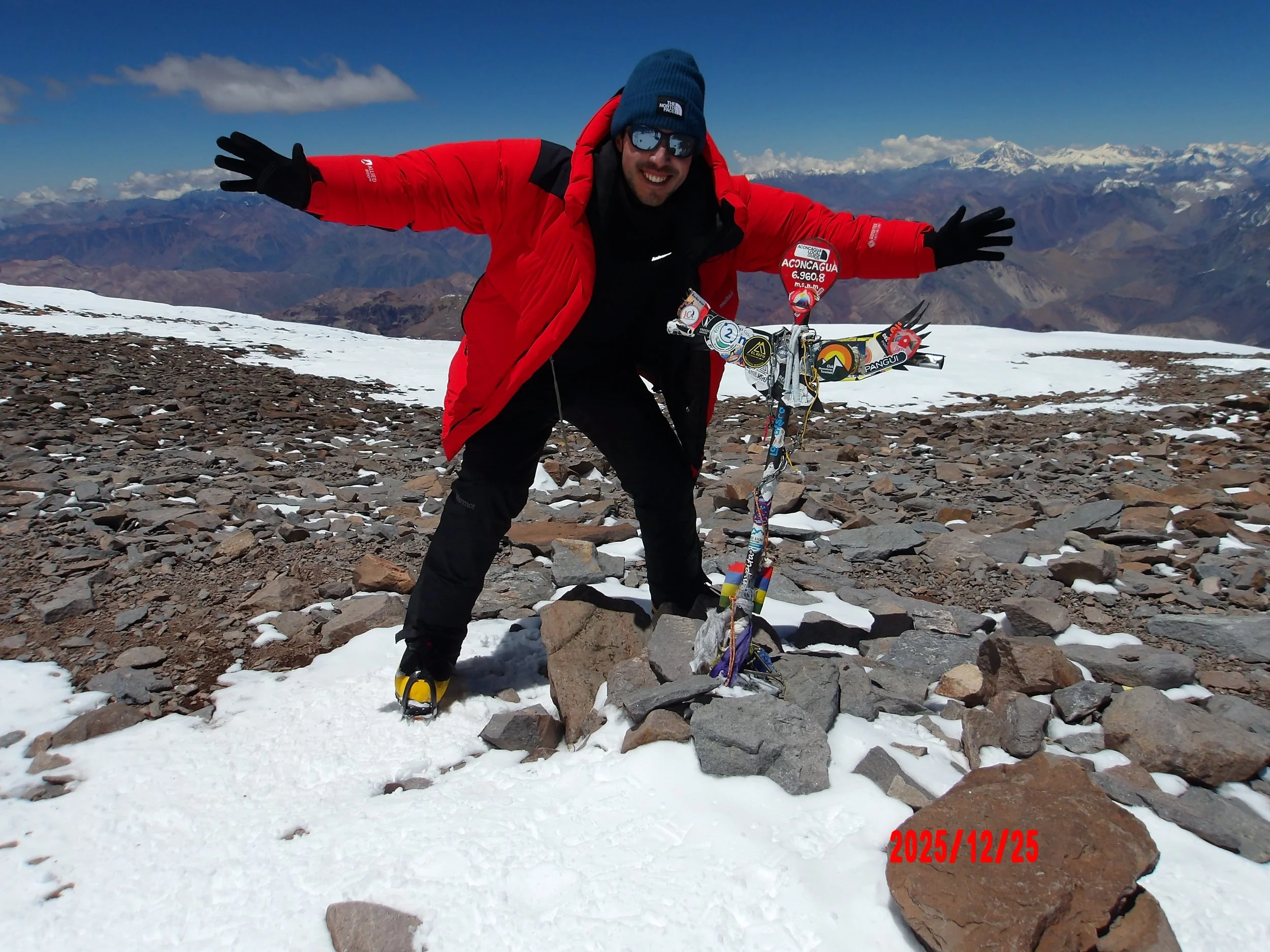 Foto en la cima del Aconcagua.