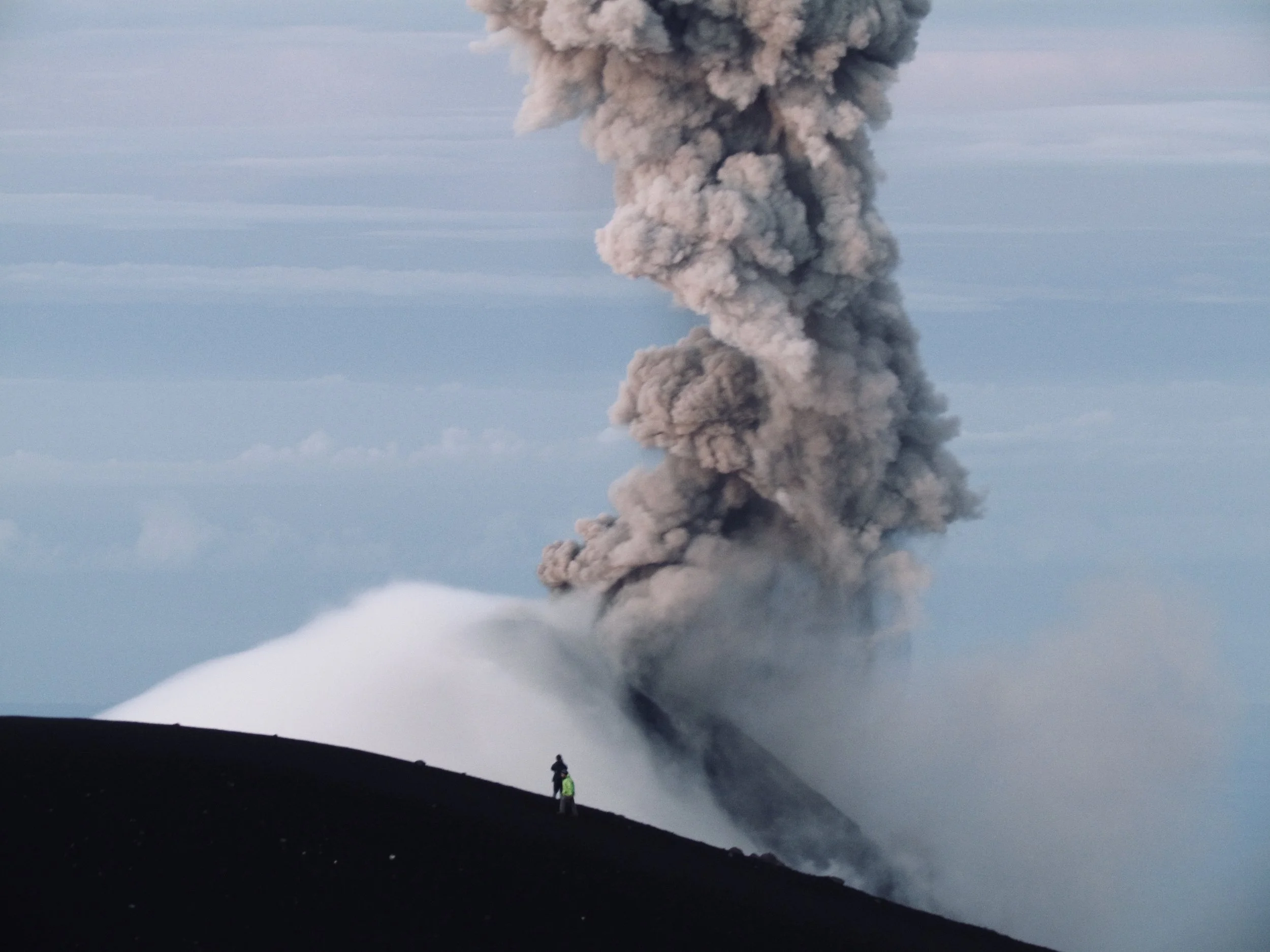Volcán Acatenango en Guatemala: Hike y Amanecer en la Cima