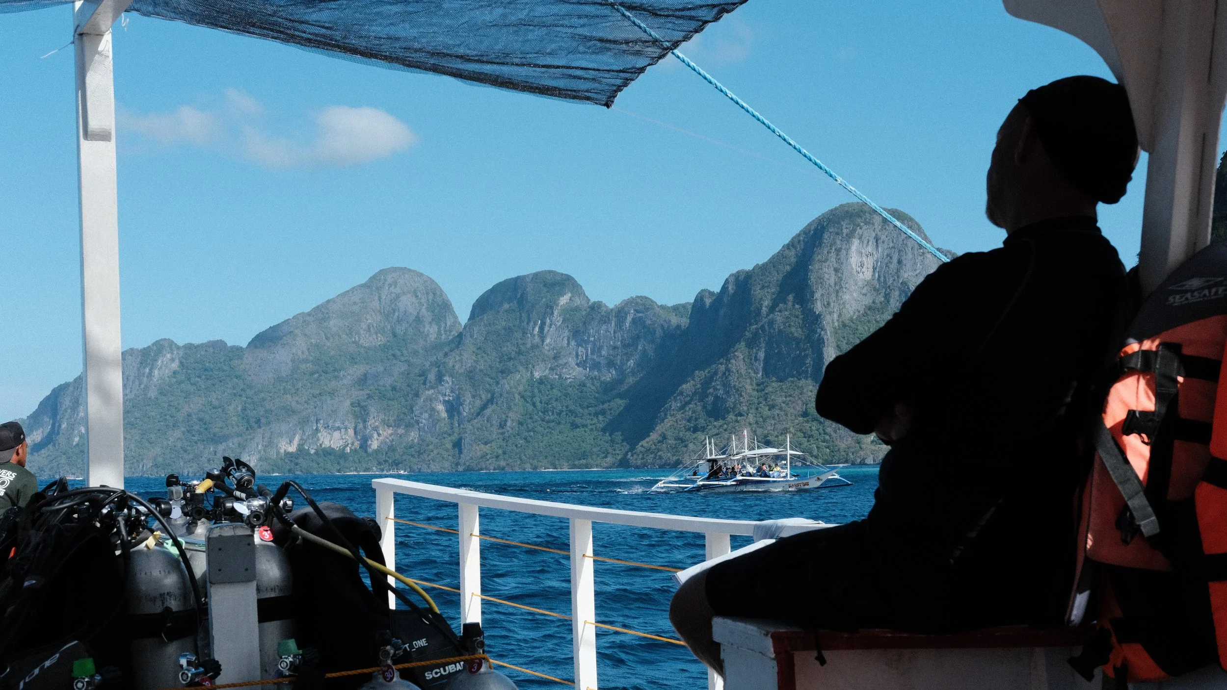 Persona descansando después de bucear en El Nido