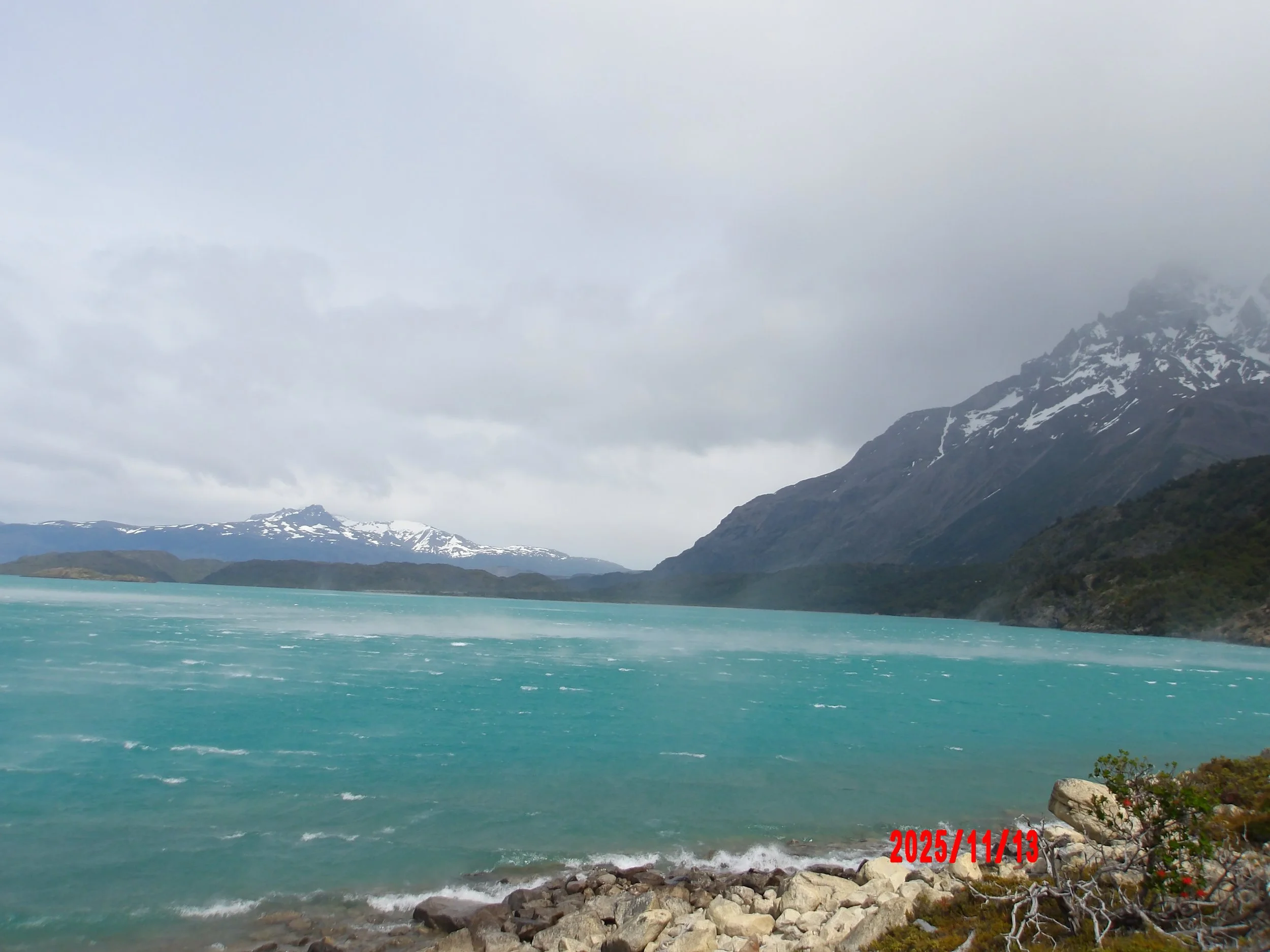 Lago en el W trek