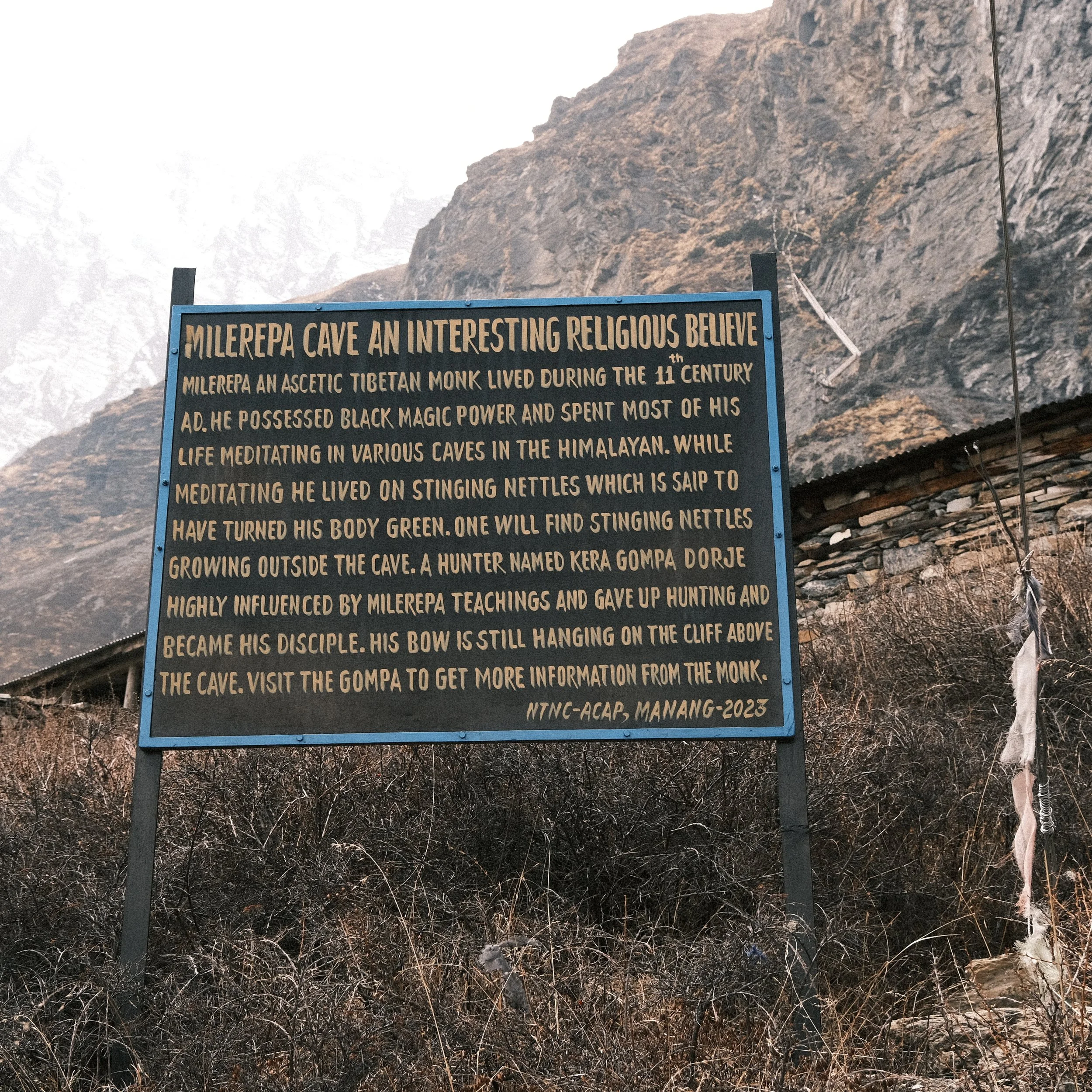 Letrero de la Cueva Milerepa.