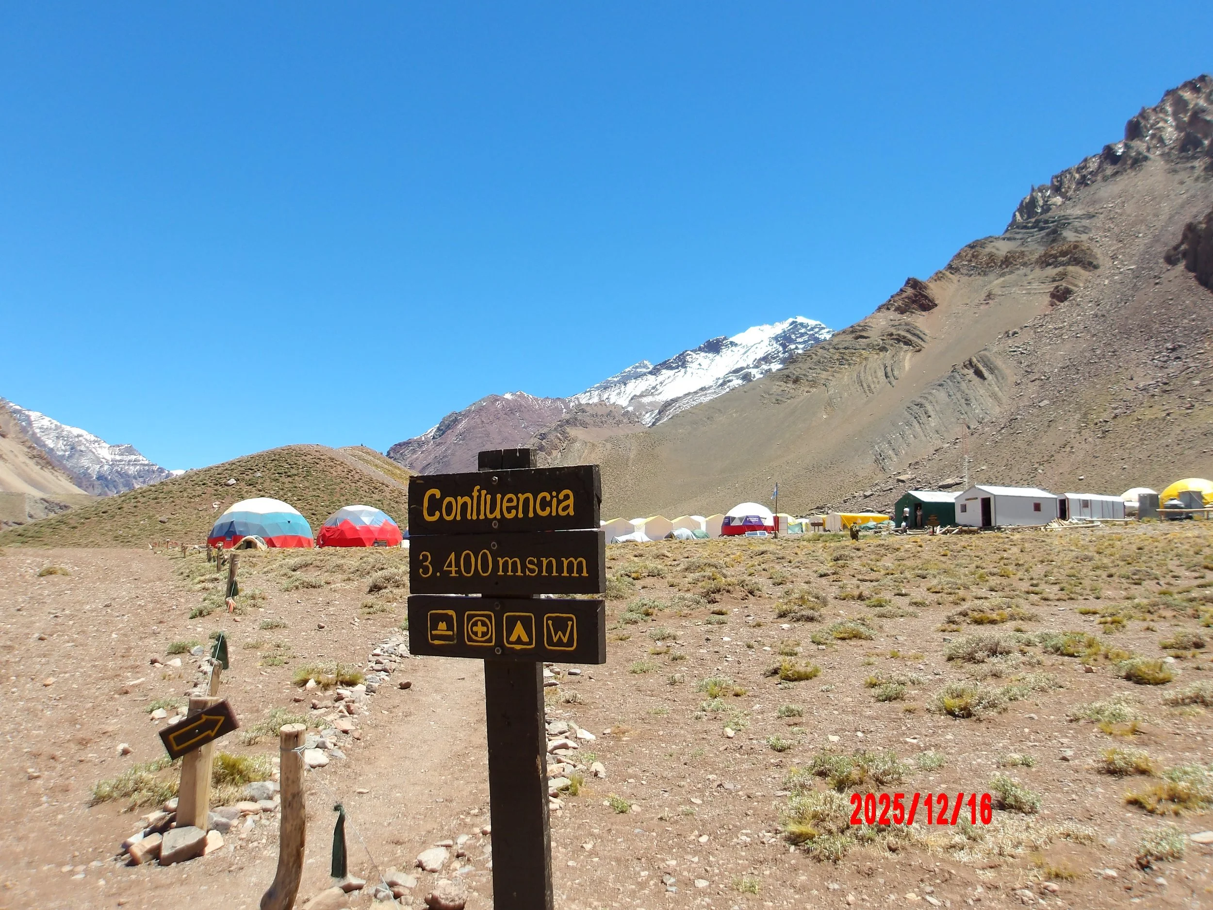 Campamento Confluencia.