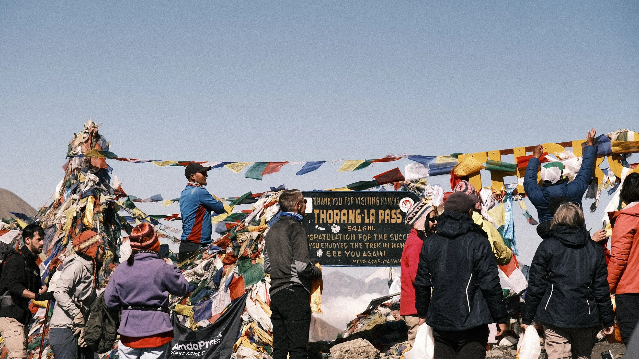 Cartel del Thorong La Pass