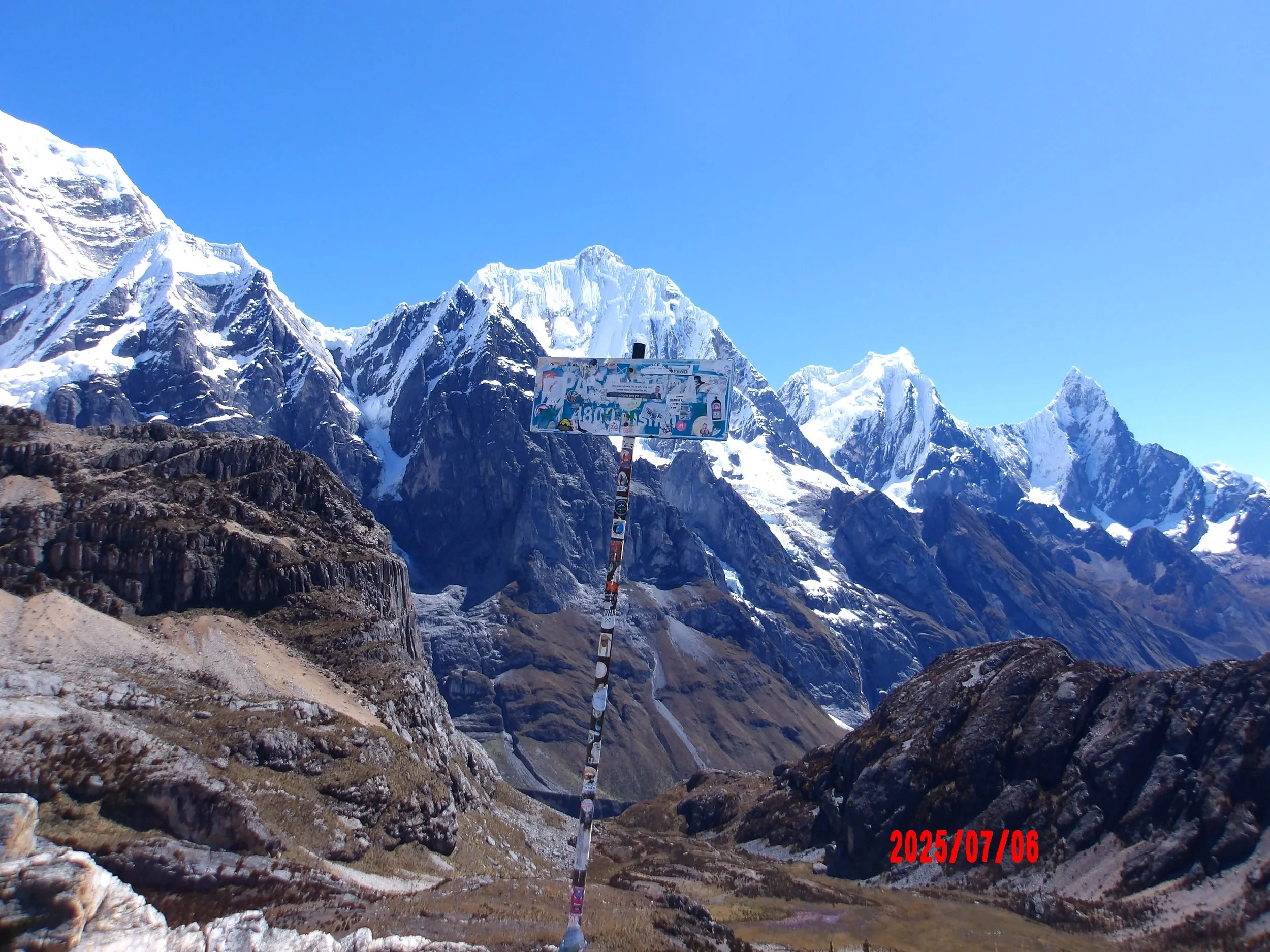 Foto de la cordillera de Huayhuash.