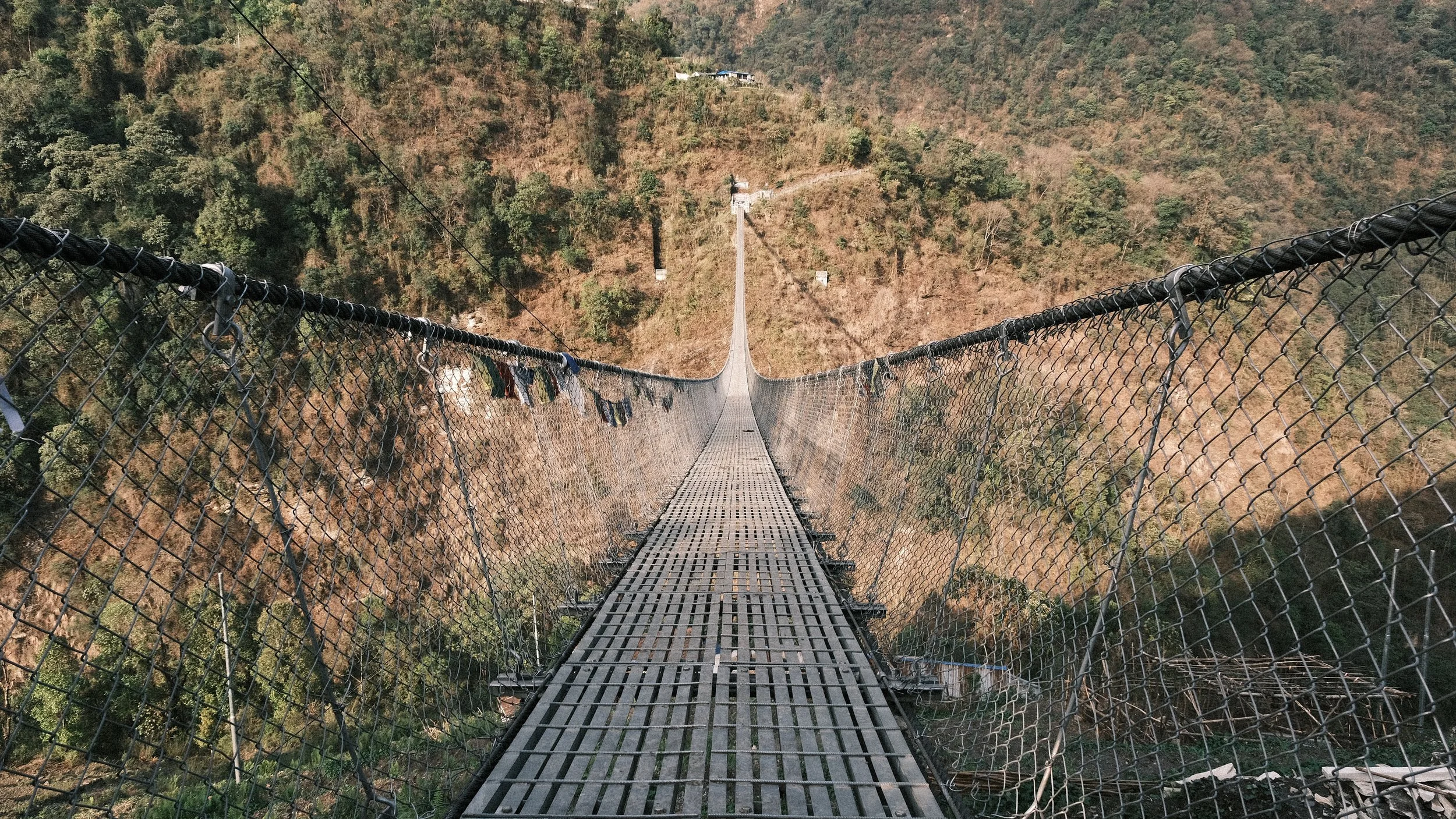 Puente colgante en Nepal.