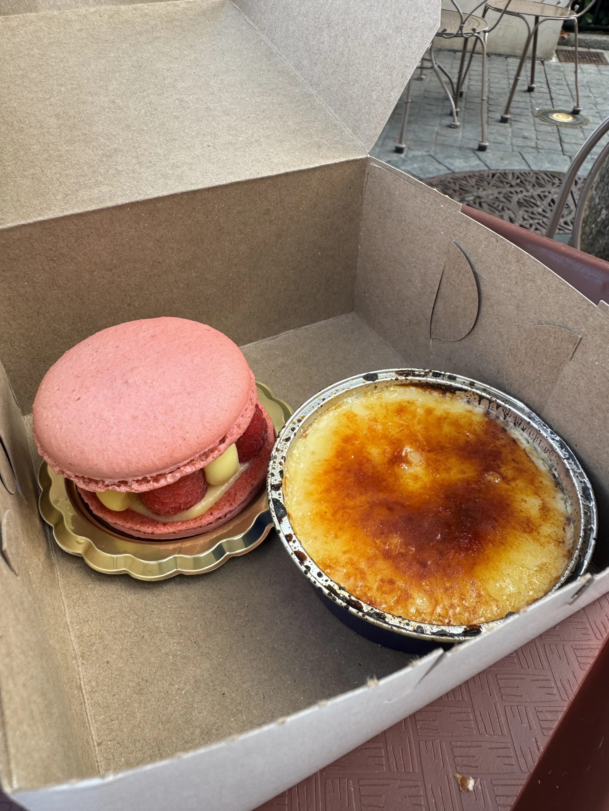 macaron with rasberry and lime cream epcot