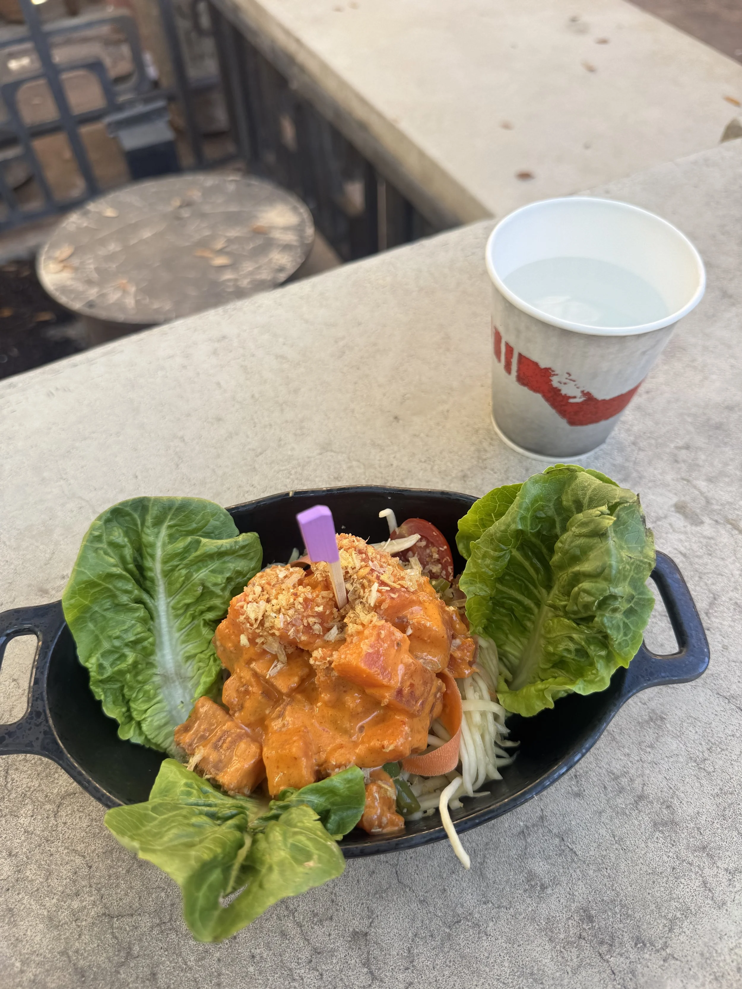 tuna poke bowl galaxy's edge disney world