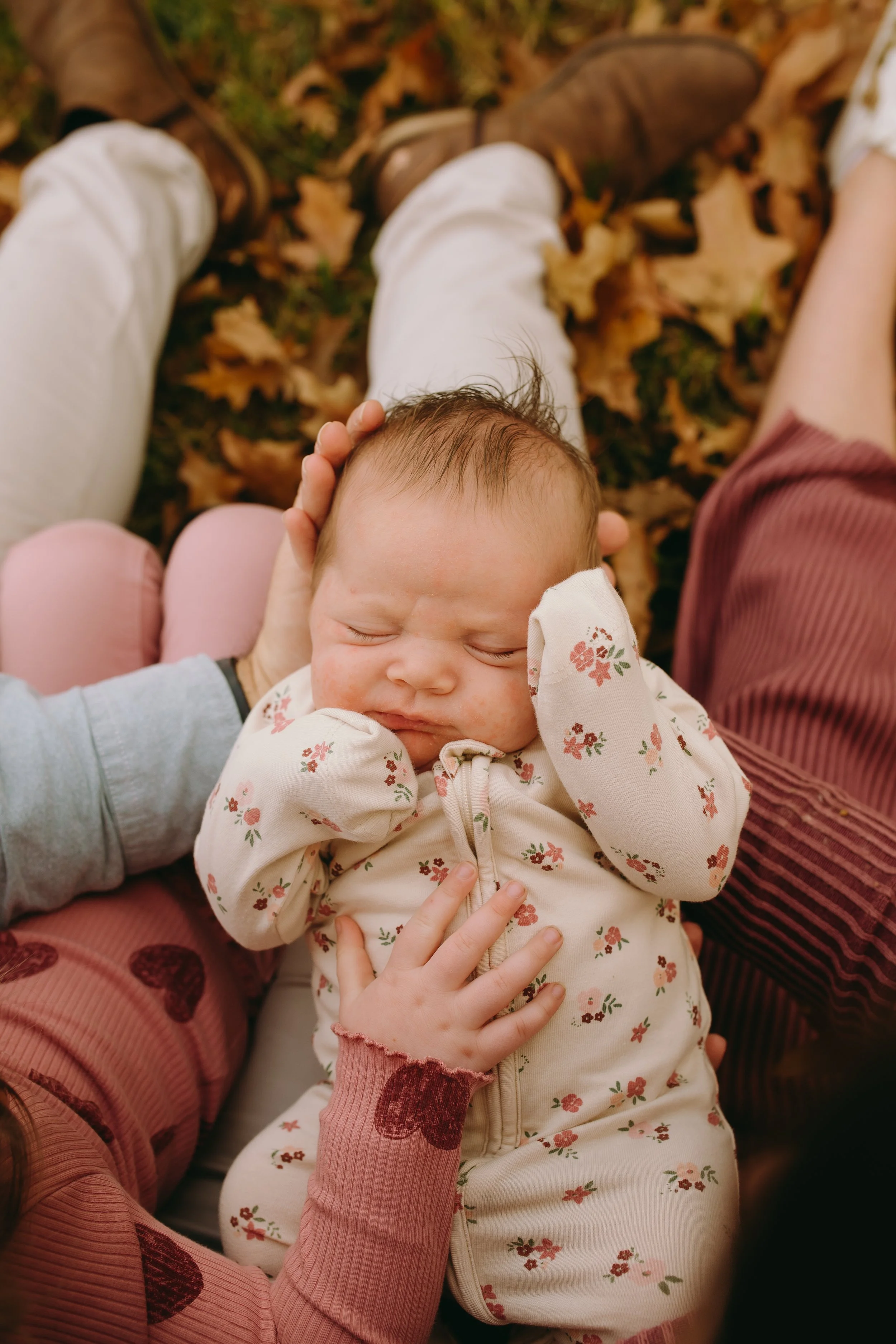 When Is the Best Age for Baby Photos? (A Photographer’s Honest Answer)