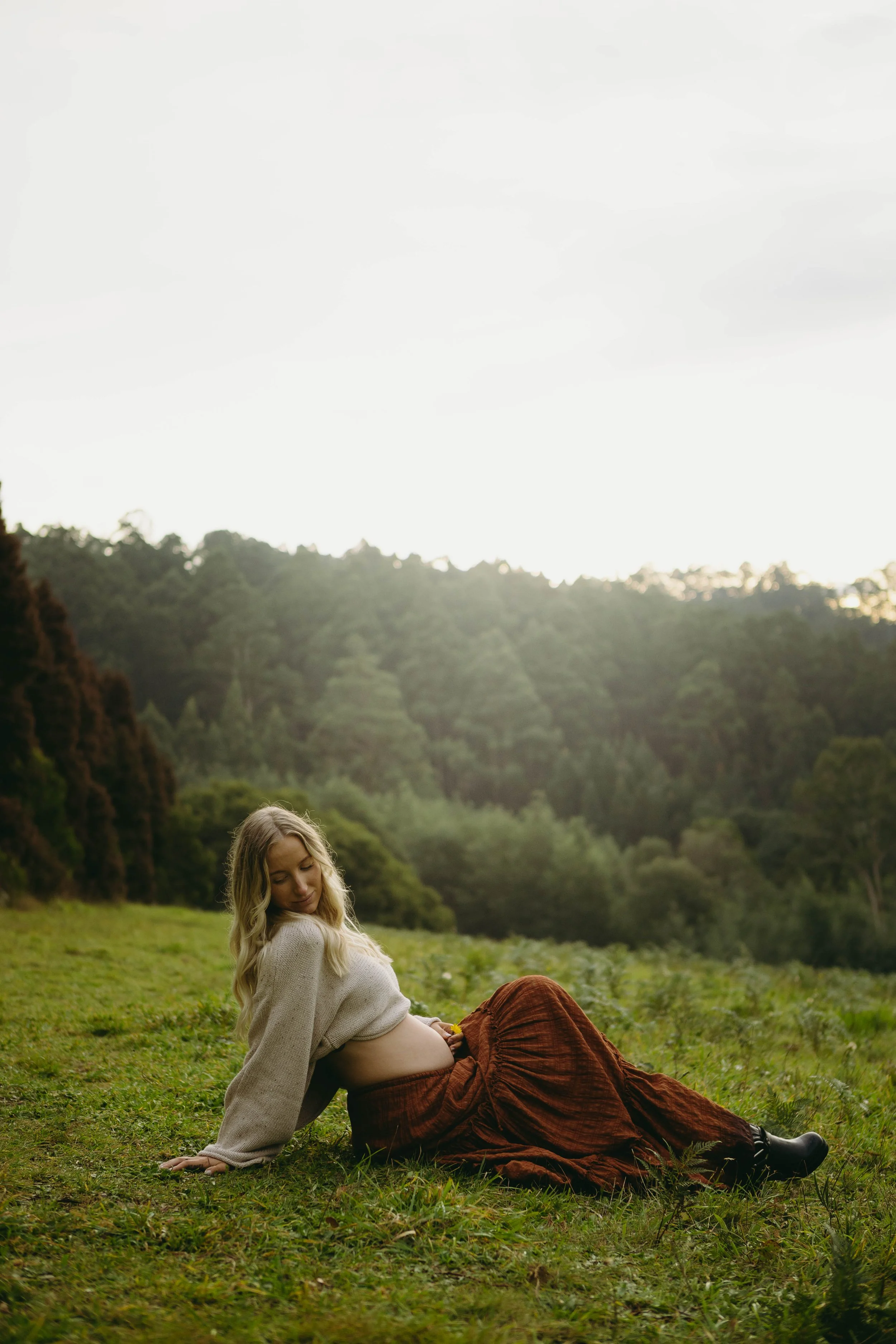  Winter maternity photos in the Dandenong Ranges 