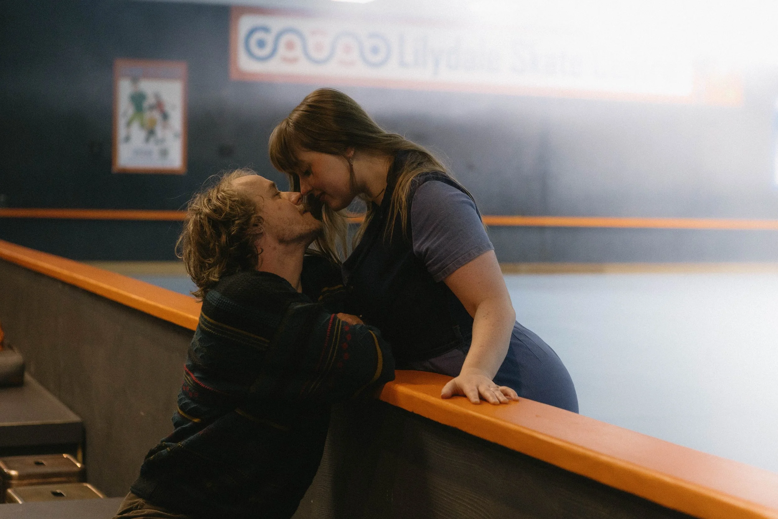 melbourne-roller-skating-couple-photoshoot (27).jpg