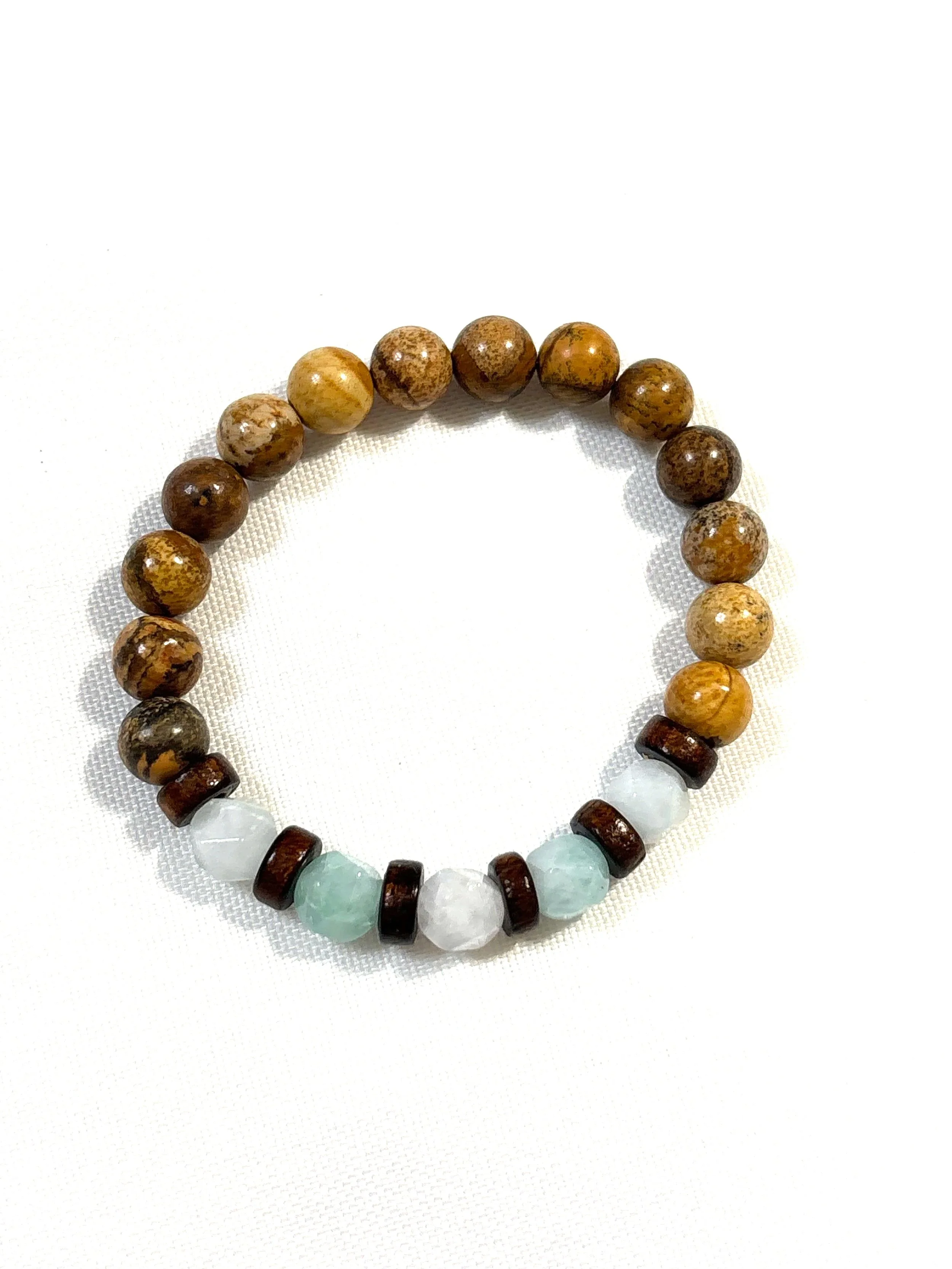 Wood stone with bluish white stone