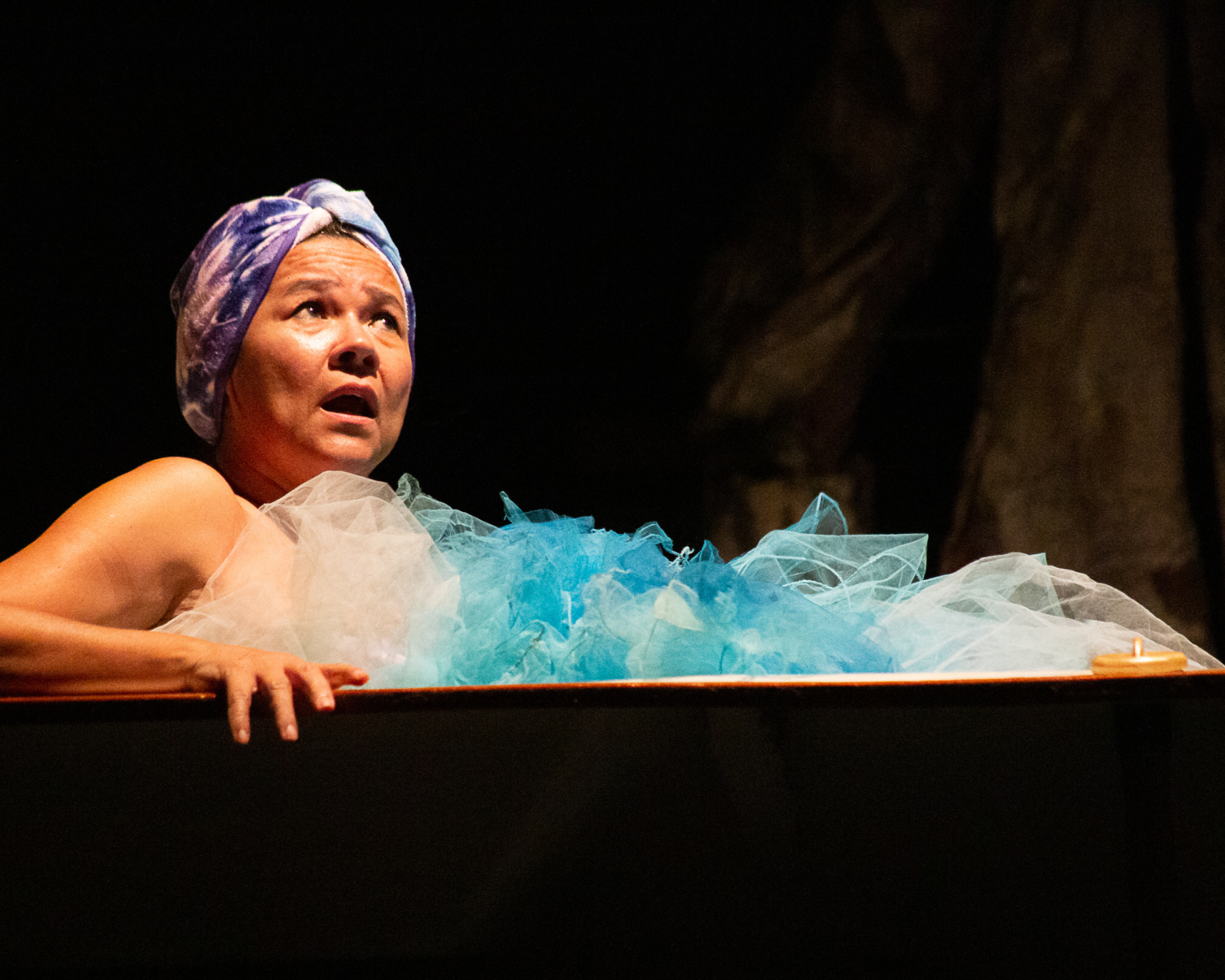 Cuando las Nubes Besan a las Montañas