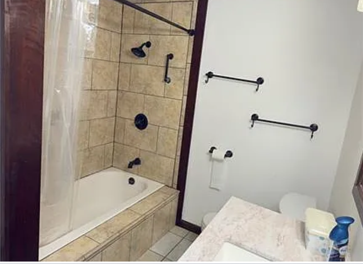361 Bathroom.png
