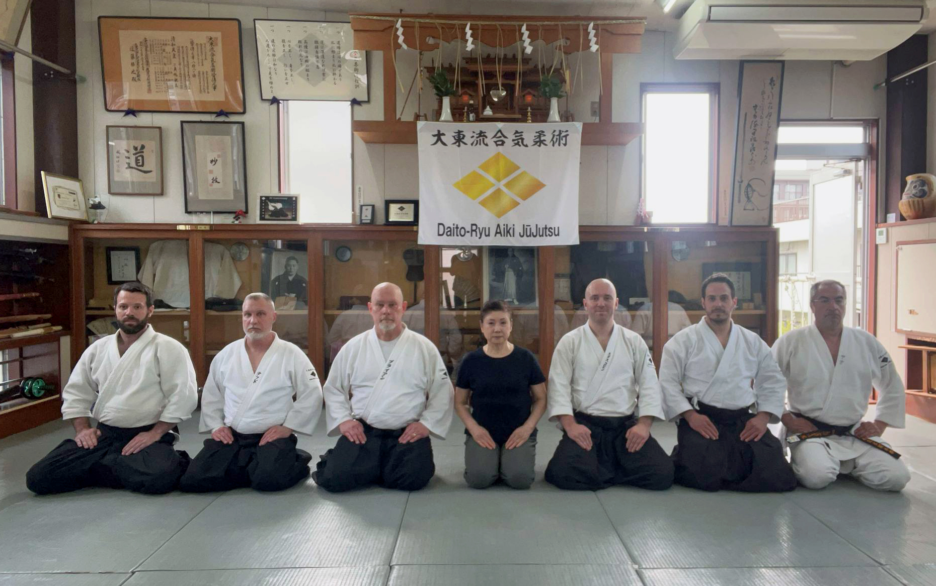 Ted Howell with Hasegawa Sumie Sensei at the Shinbukan 2025