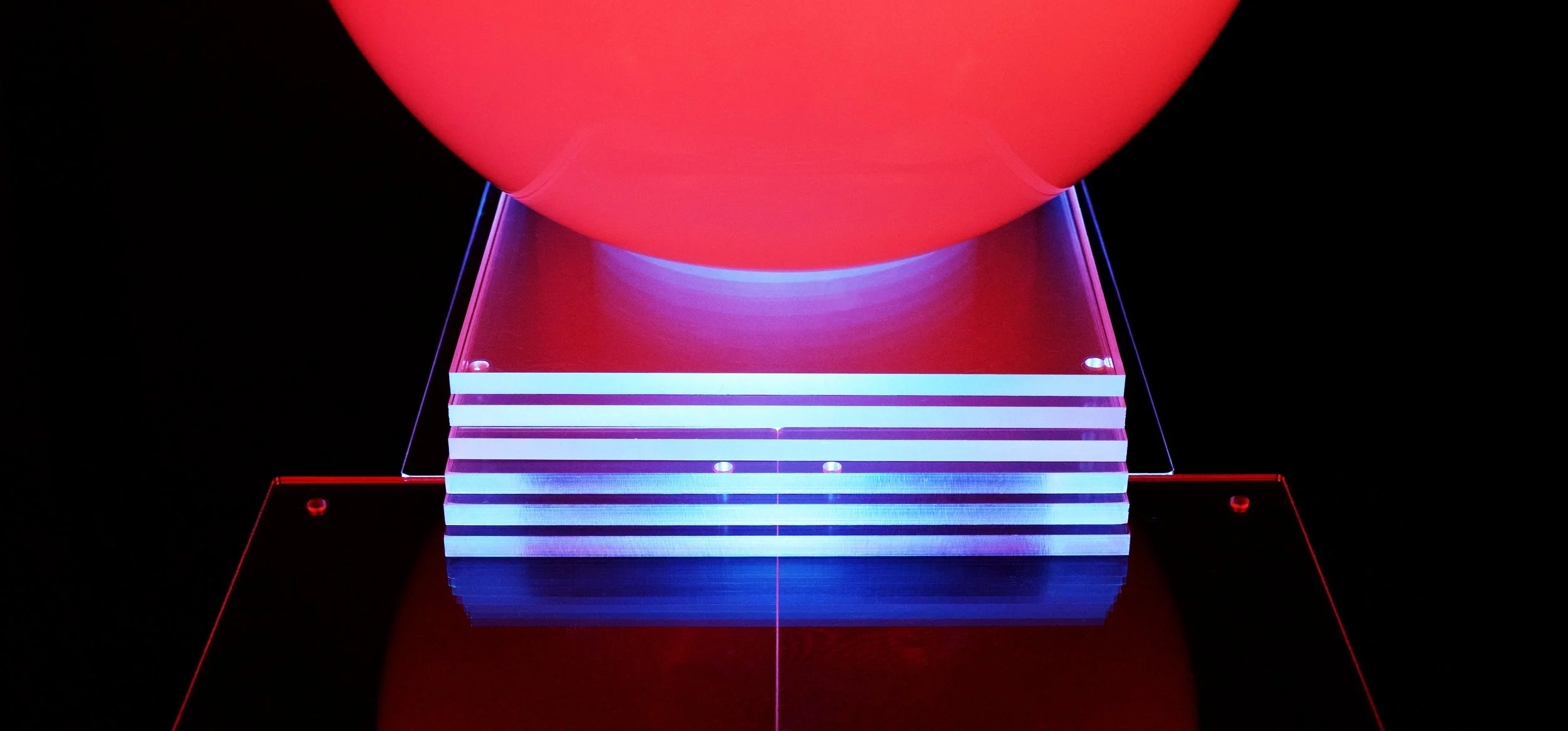 Strange Magenta Dwarf on Blue Dais