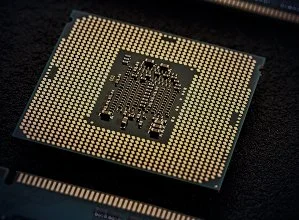 The 10 AI engineer interview questions that reveal both technical depth and growth potential