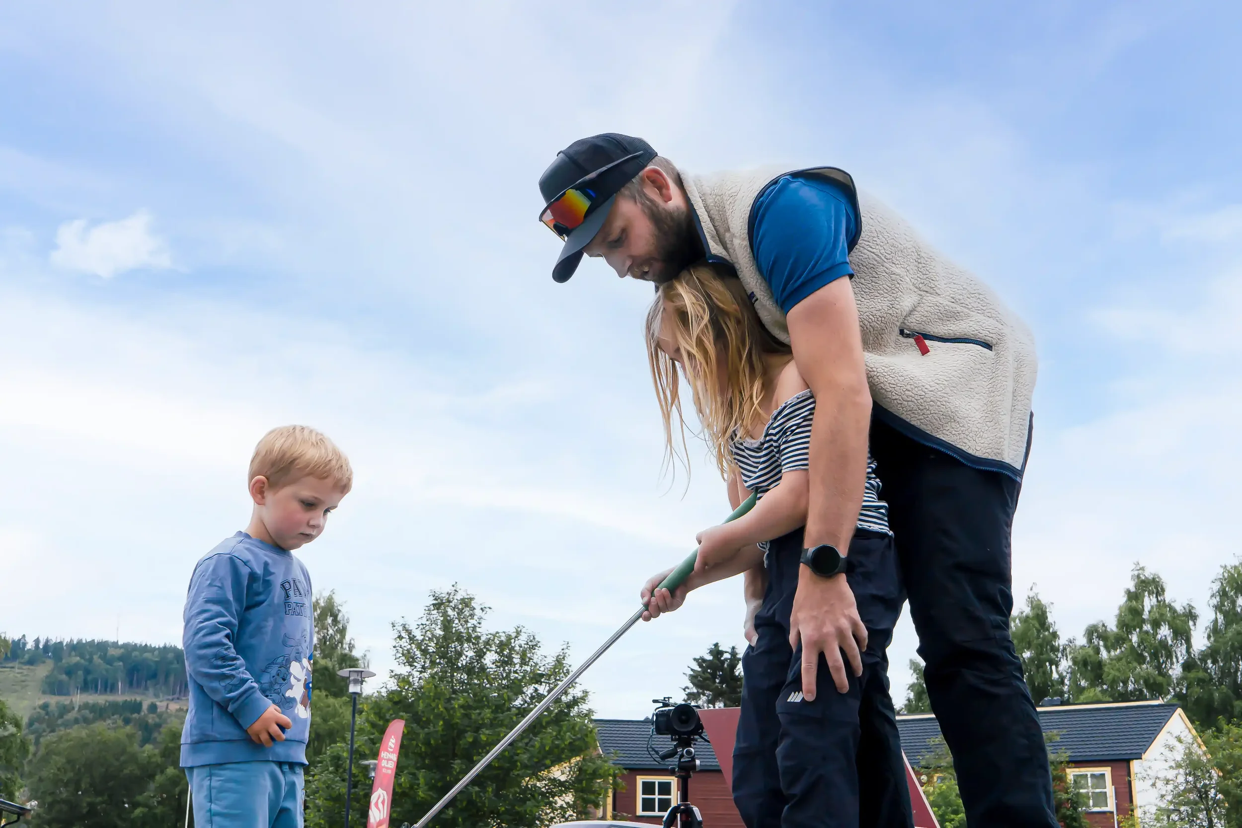 Reklamebilde/Miljøbilde fra minigolfbanen til Steinkjer Camping