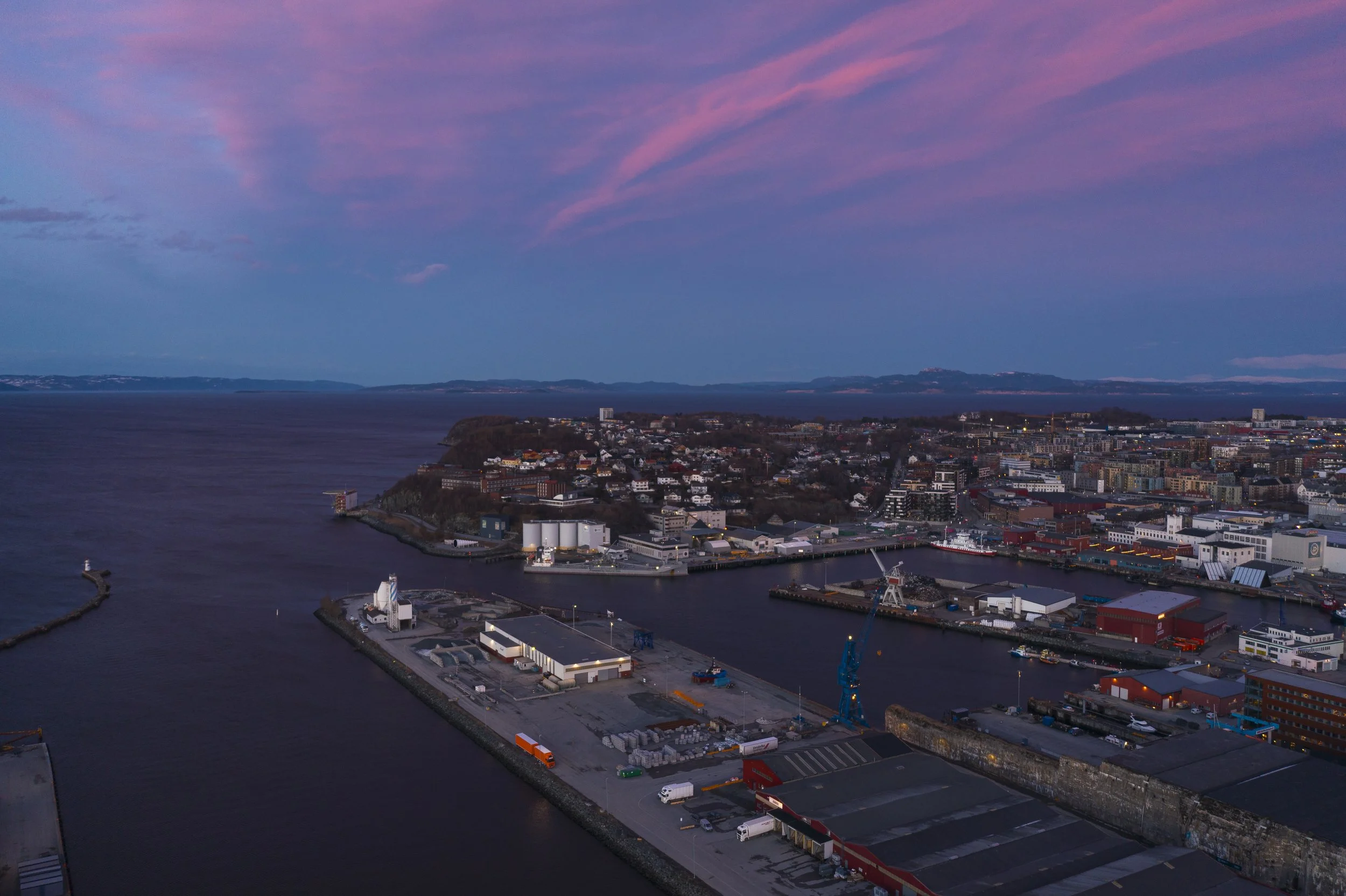 DroneSvartlamoen-1.jpg