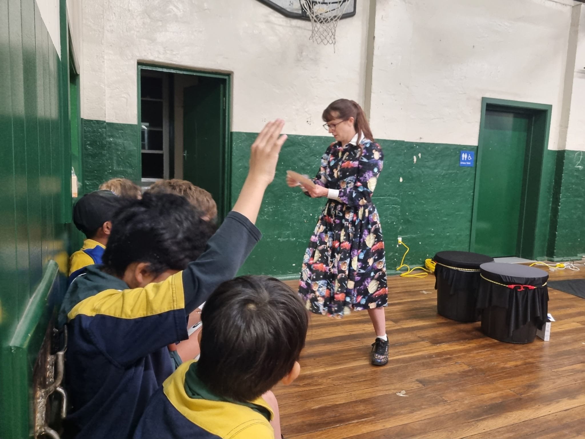 Hands on science shows with The Merry Scientist