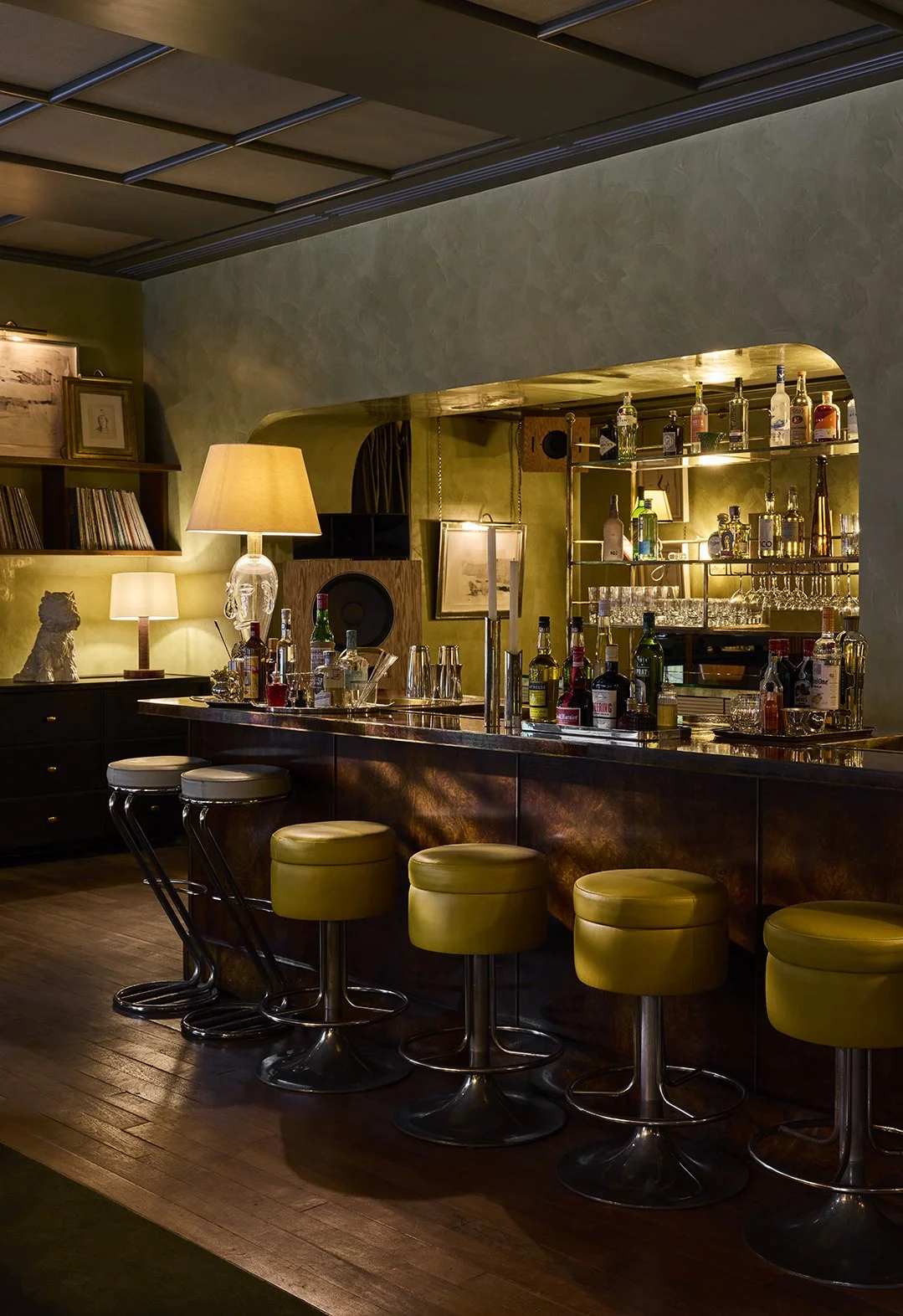 Bobbi's Bar
