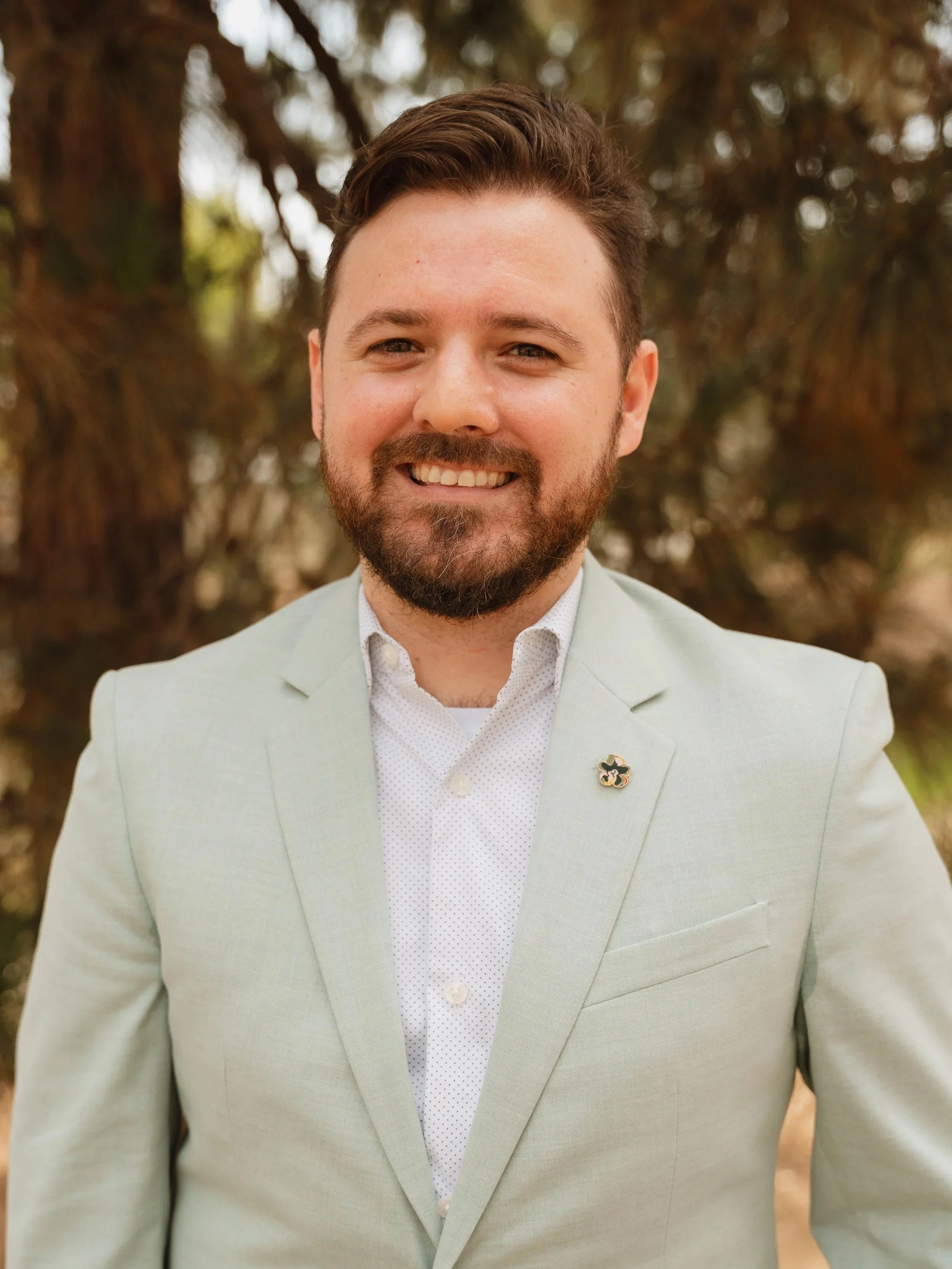 Protrait photo of Javier Velez