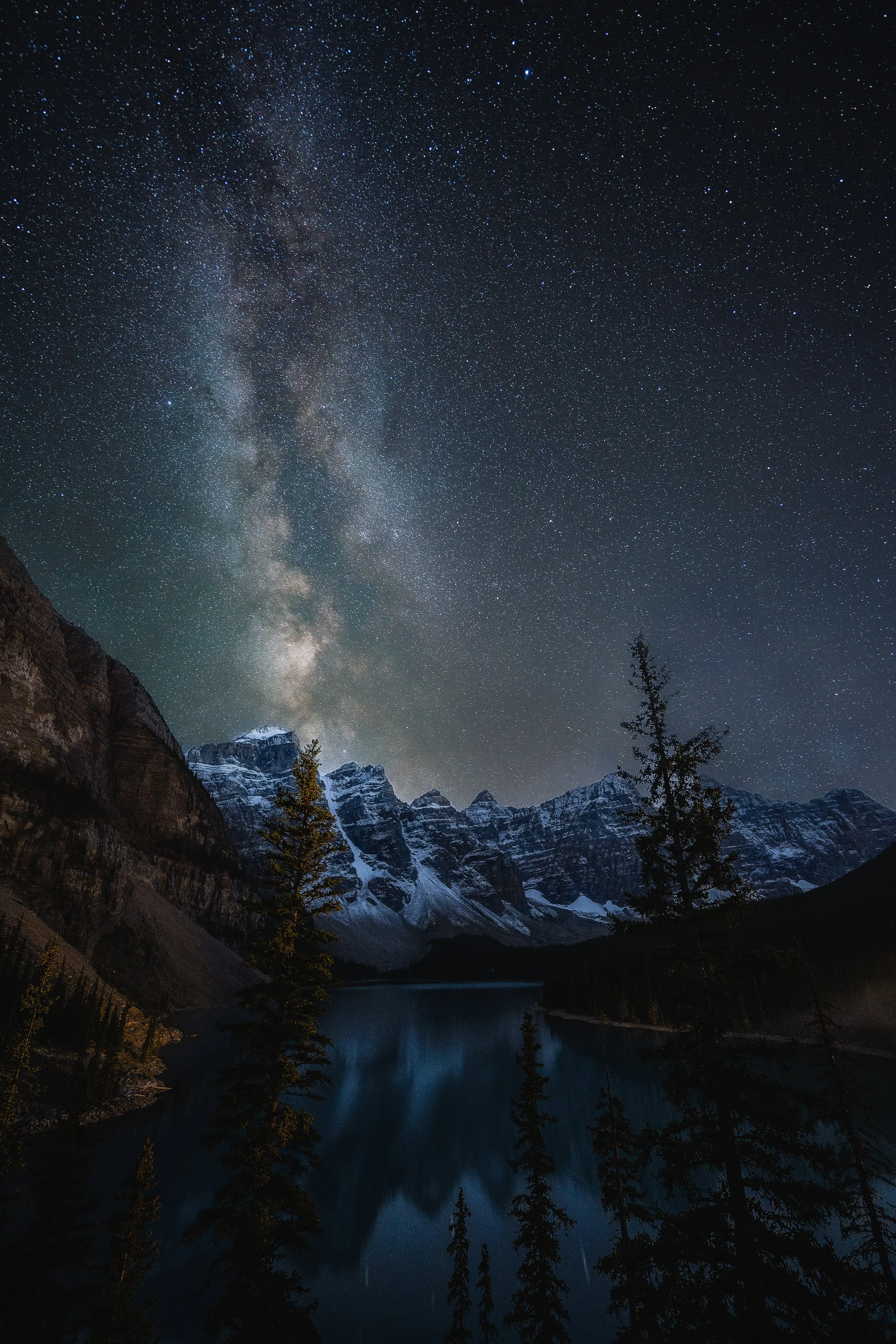 Morane Lake Milky 01.jpg