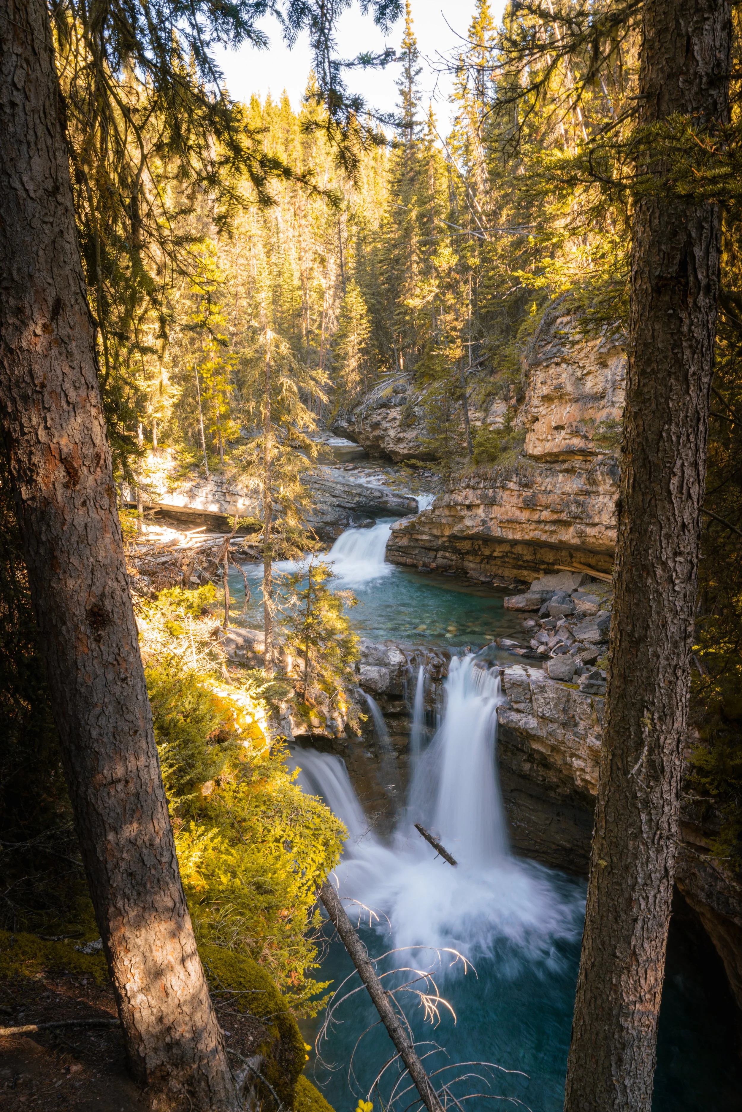 Banff Waterfall 01.jpg