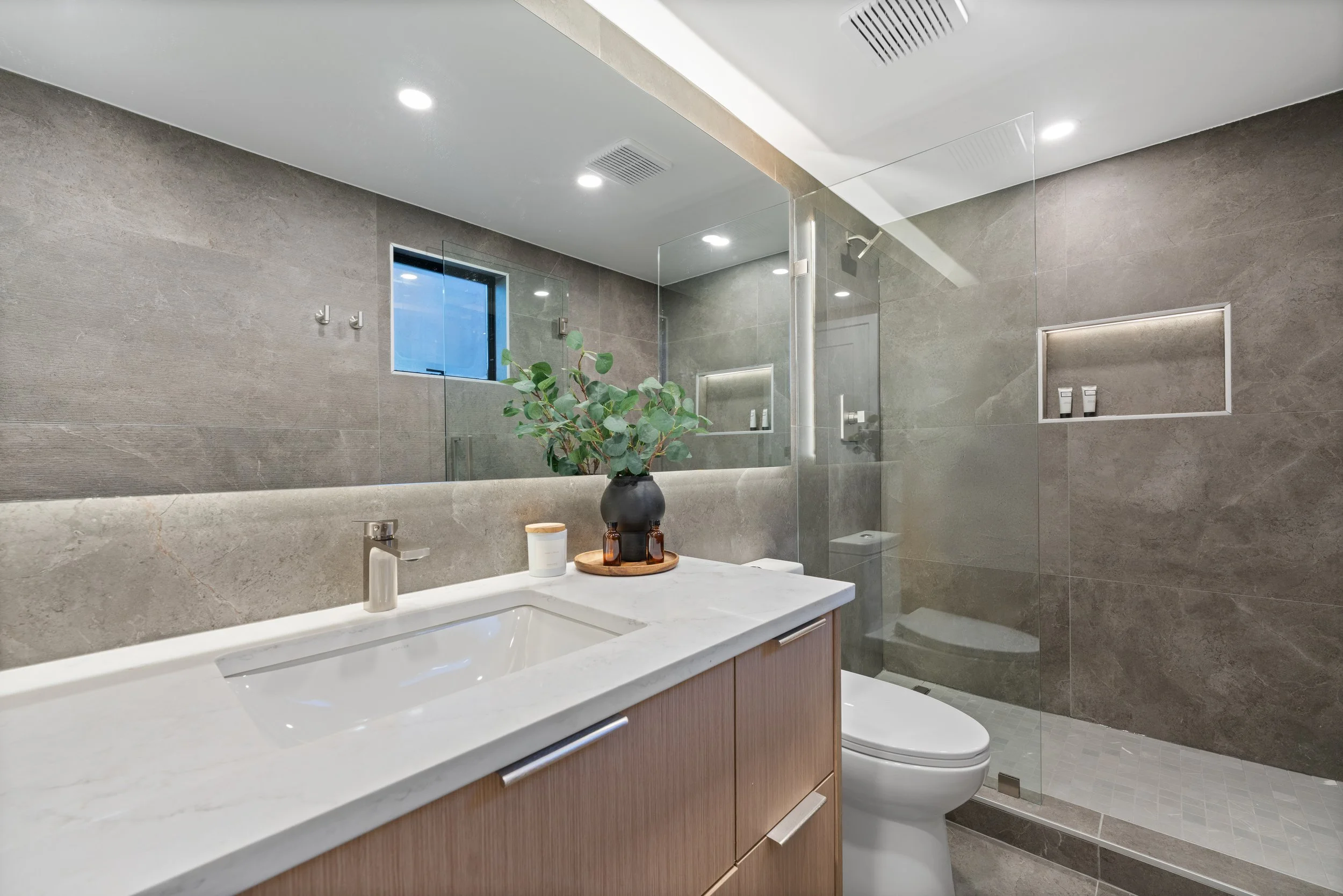 2412-Haywood-15.JPG