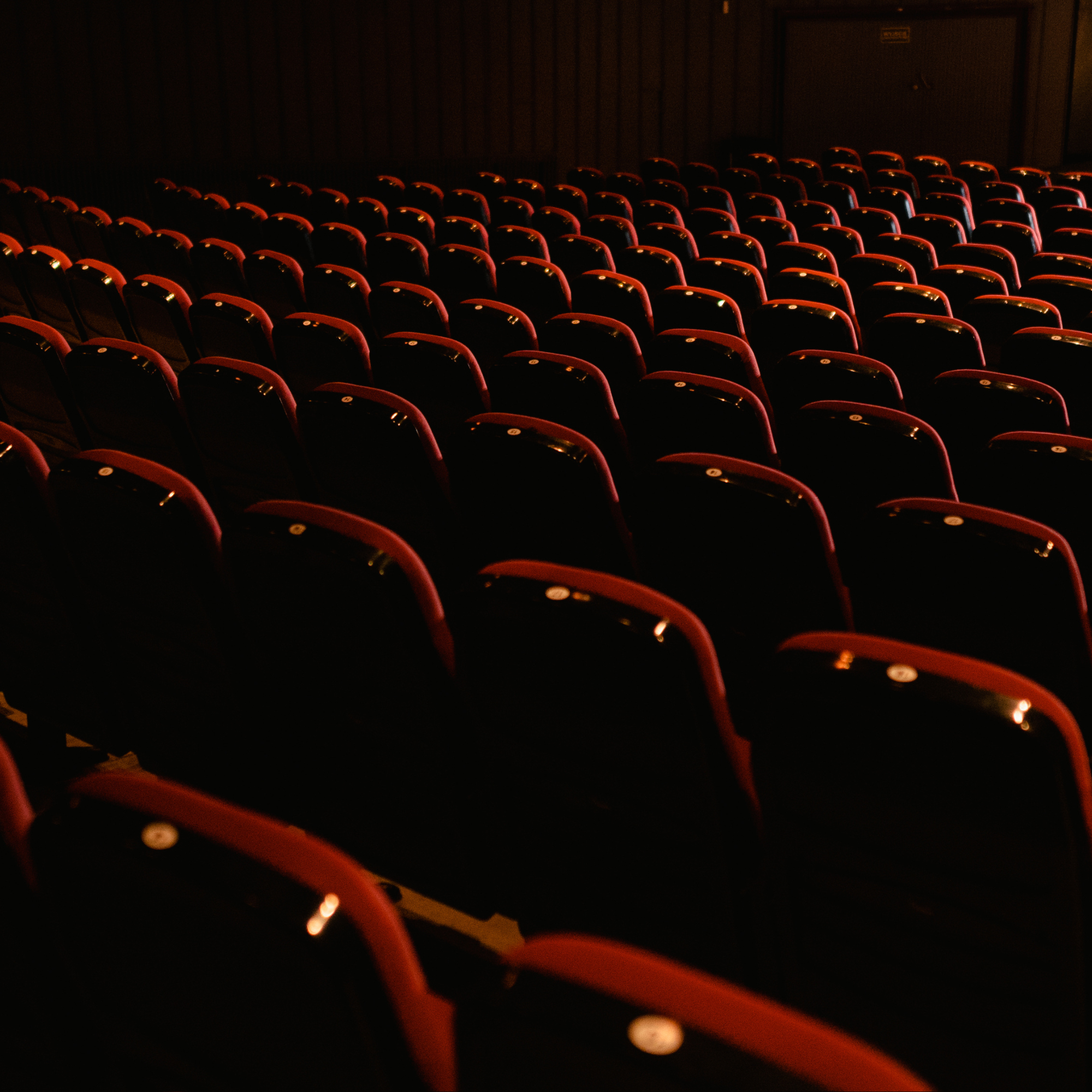 redseats2.png