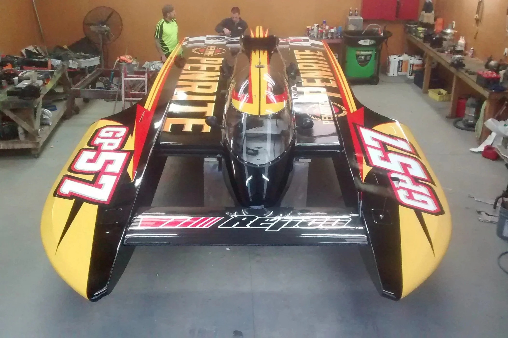 Vinyl graphics and digital print application on boat