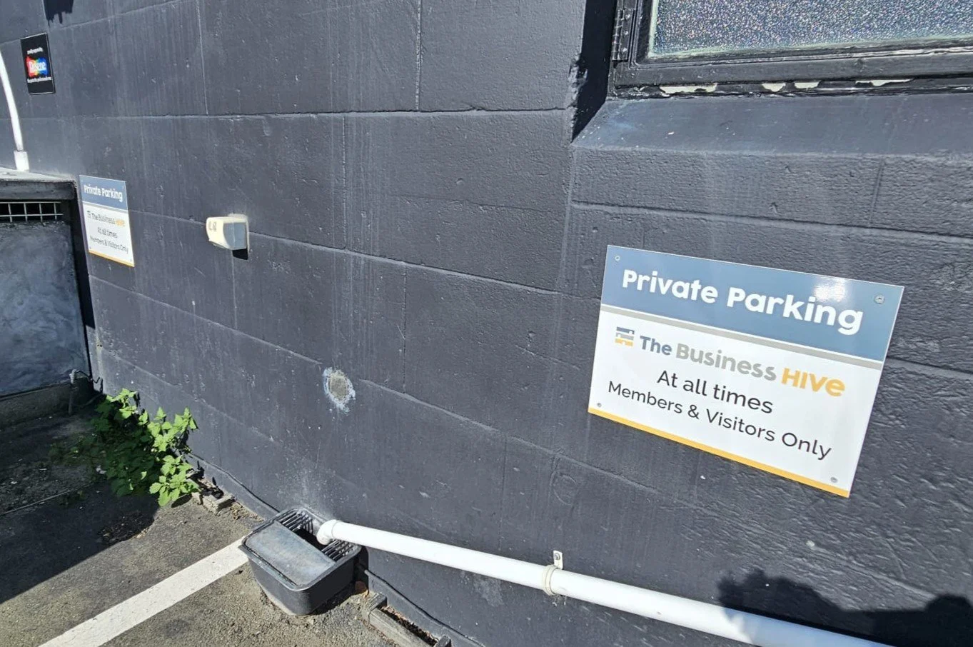 Design, print and installation of parking sign