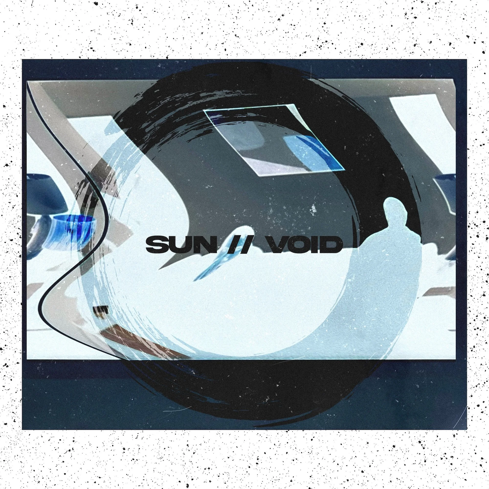 Close-up of a glass with the phrase 'SUN // VOID' printed on it, reflecting light, with a black cap and a plastic bottle in the background.