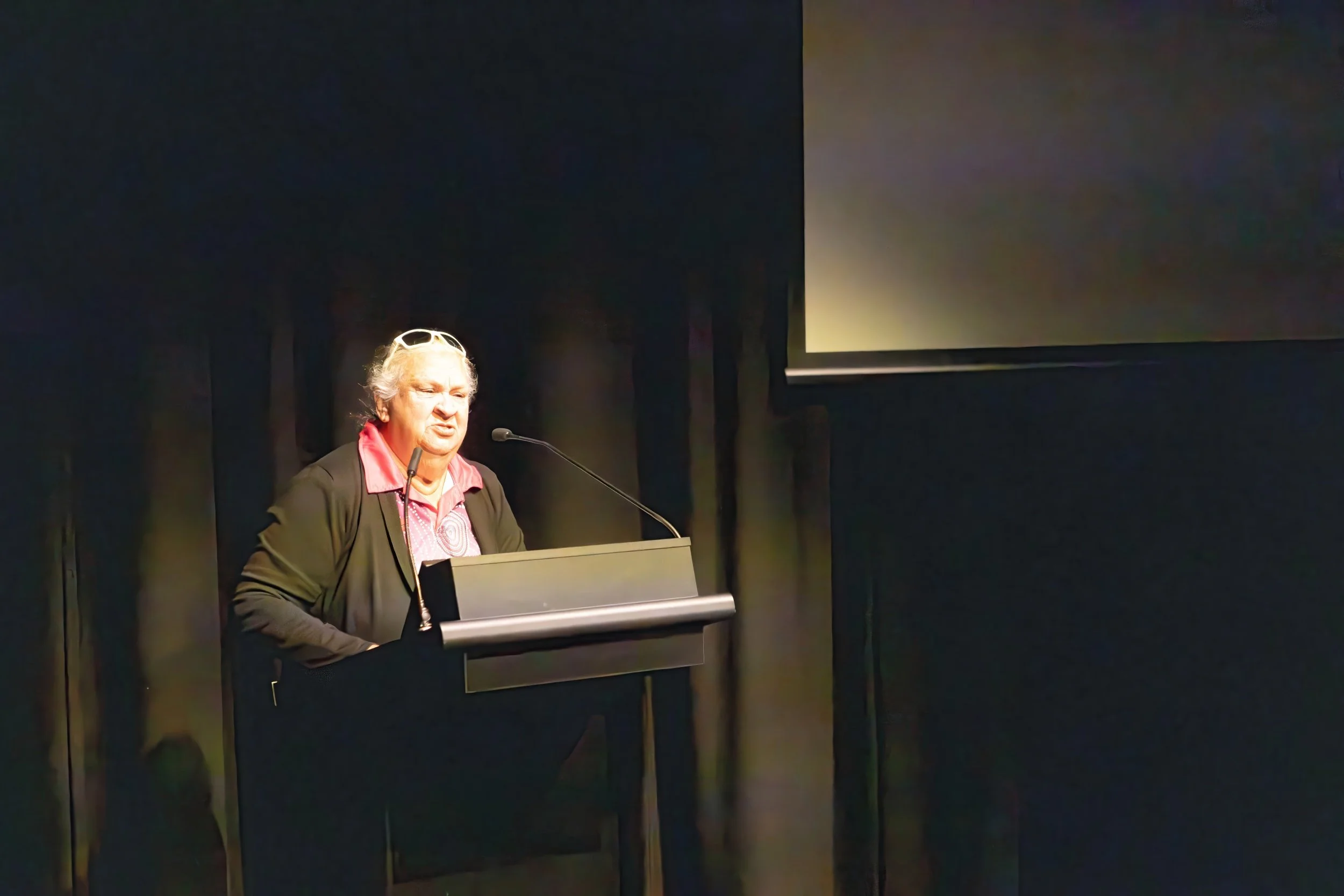 Aunty Glenda Dixon welcomes everyone to the 2025 Festival. 