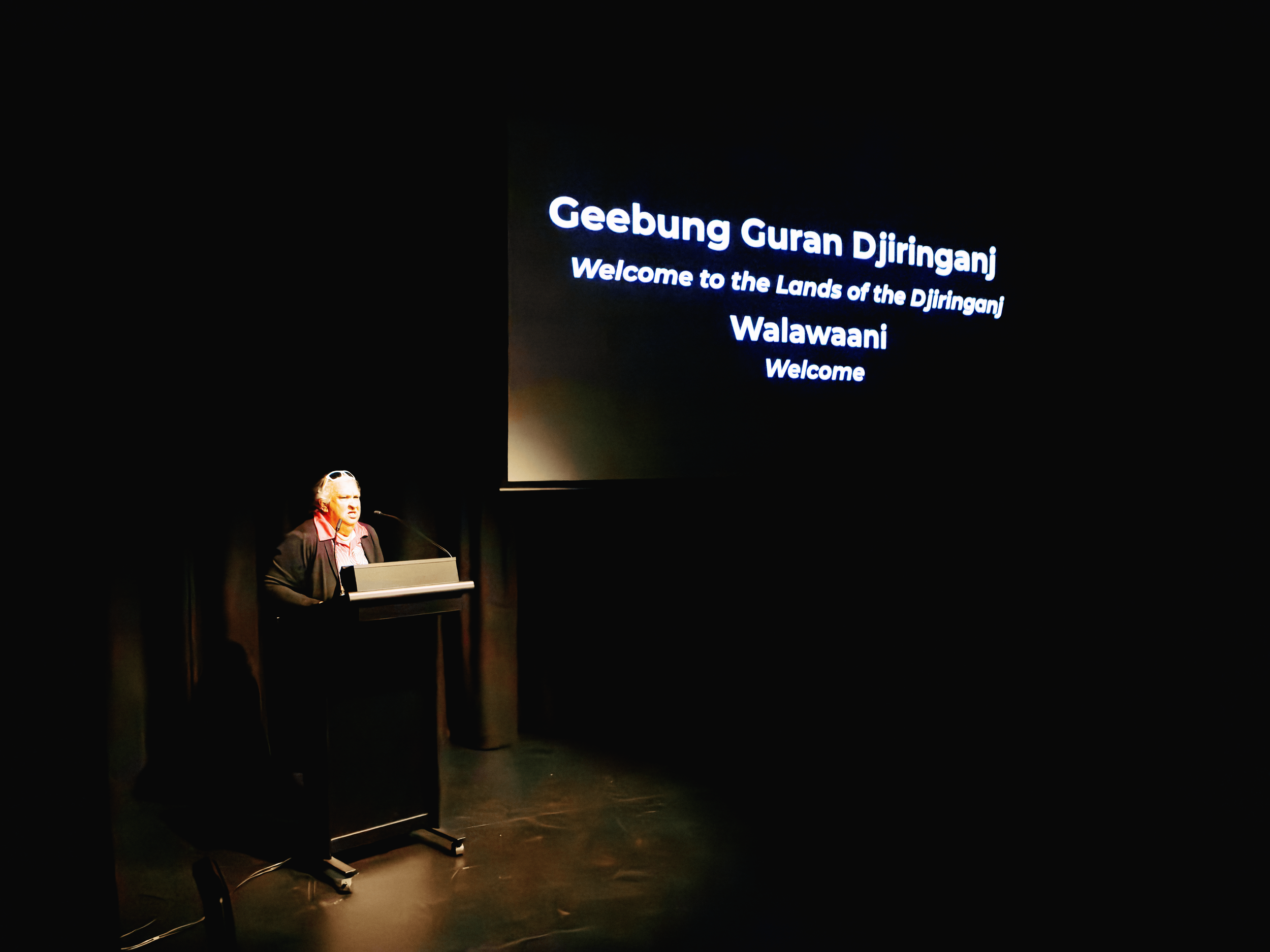 Aunty Glenda Dixon welcomes all to Country