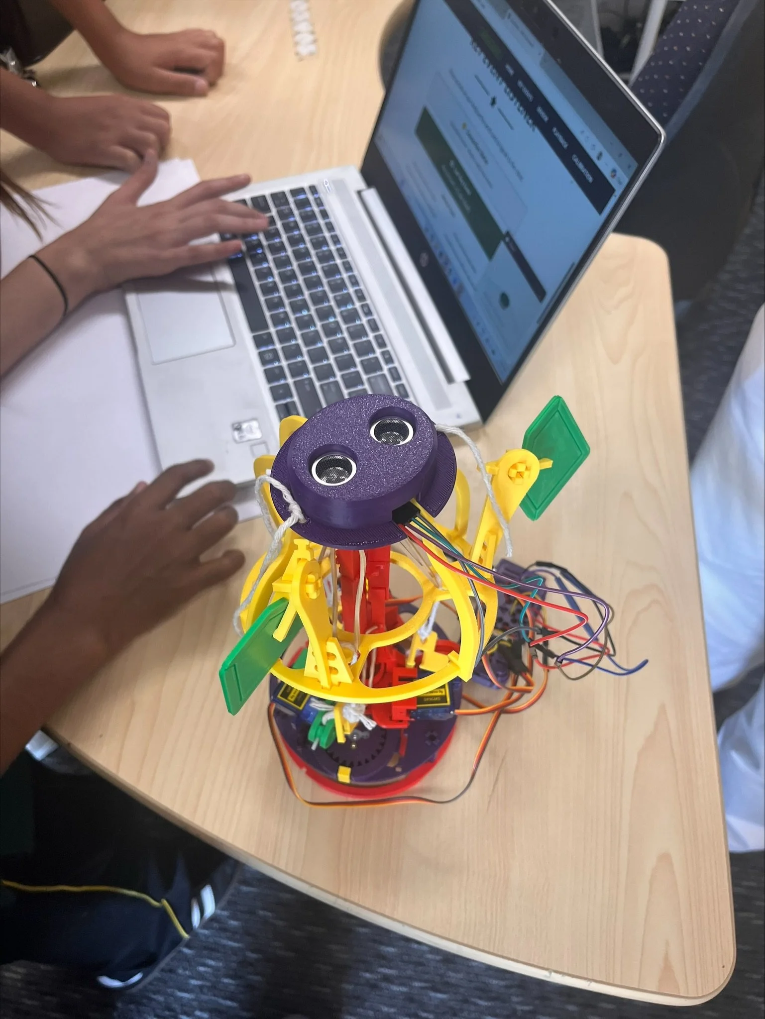 This week I&rsquo;ve been in Ceduna at Crossways Lutheran School with @flindersuniversity in preparation for their Outback Robots project commencing next week.
Spending some time with their 5/6 teacher preparing for the program and a little classroom