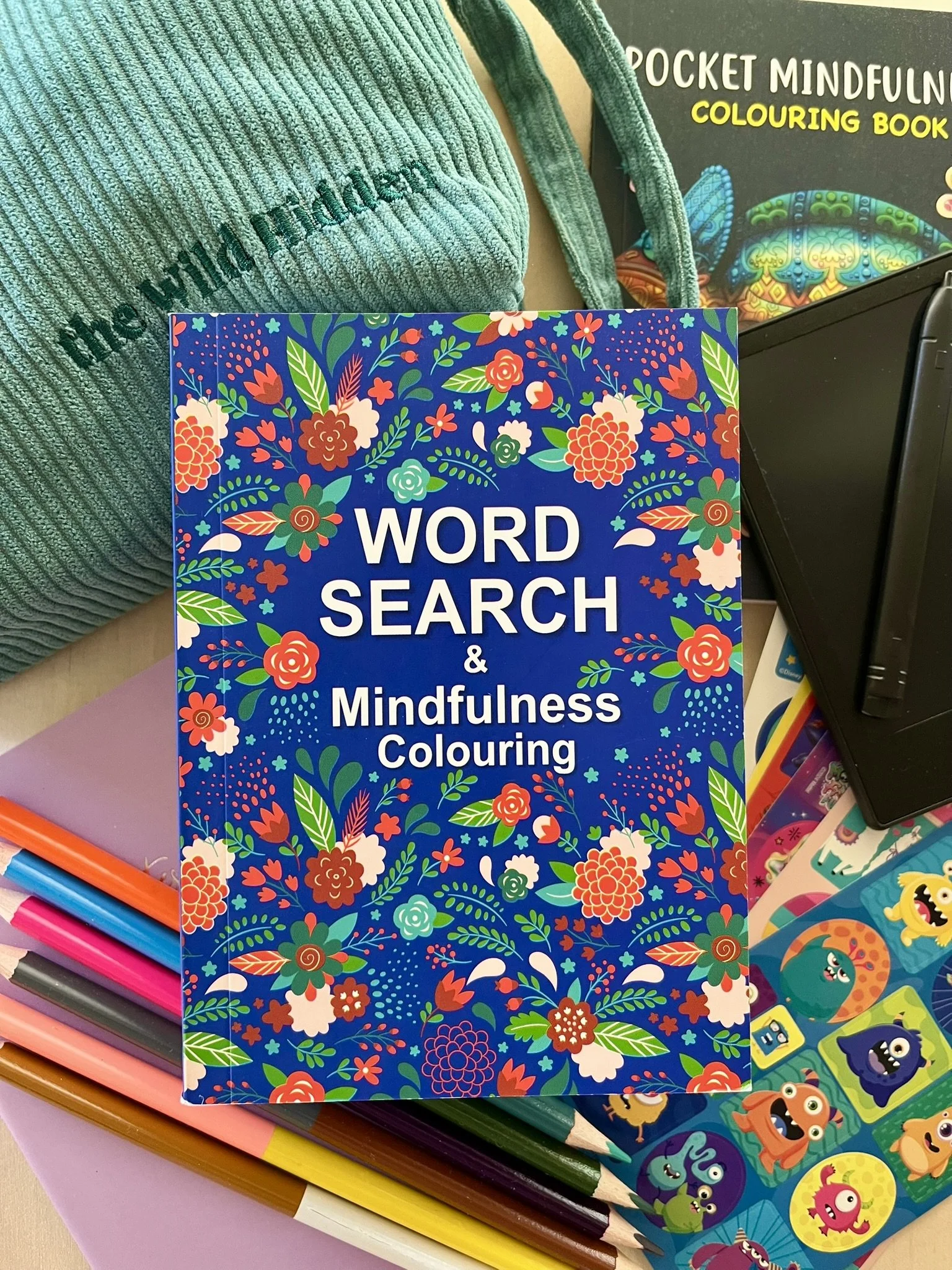 Mint Word Search and Colouring 4 Close Up.JPEG