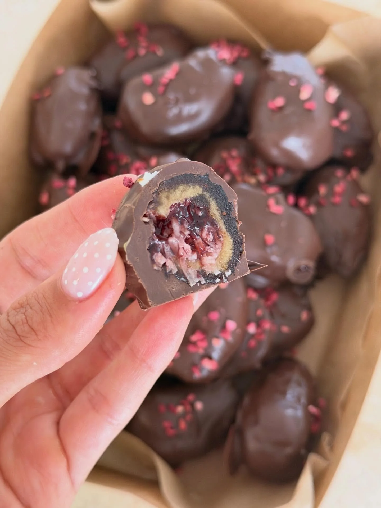 🍒 cherry ripe delight