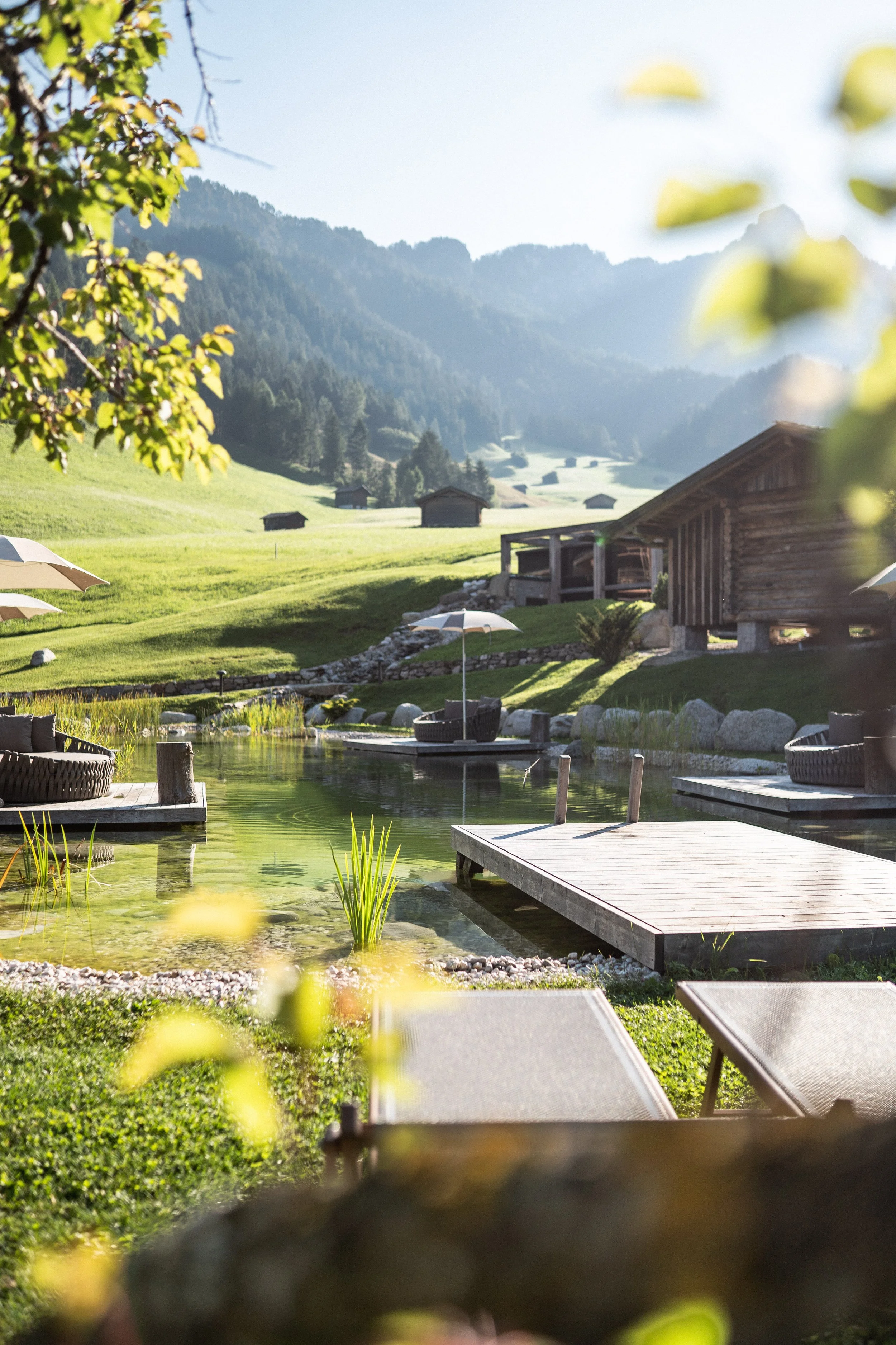 Naturalbathinglake_summer_Cyprianerhof_©Upscale.jpg