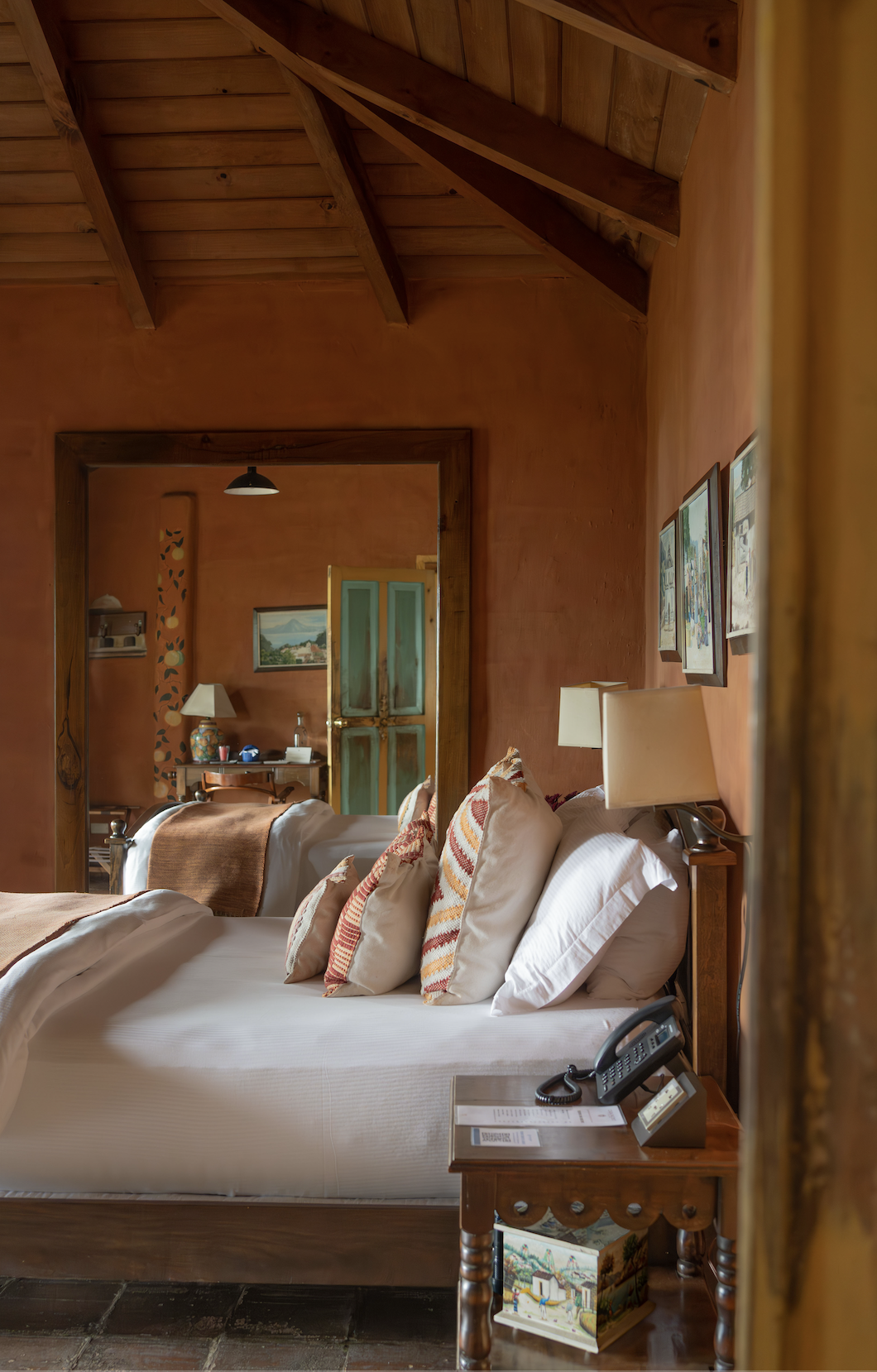 Casa Palopó room - deluxe.webp