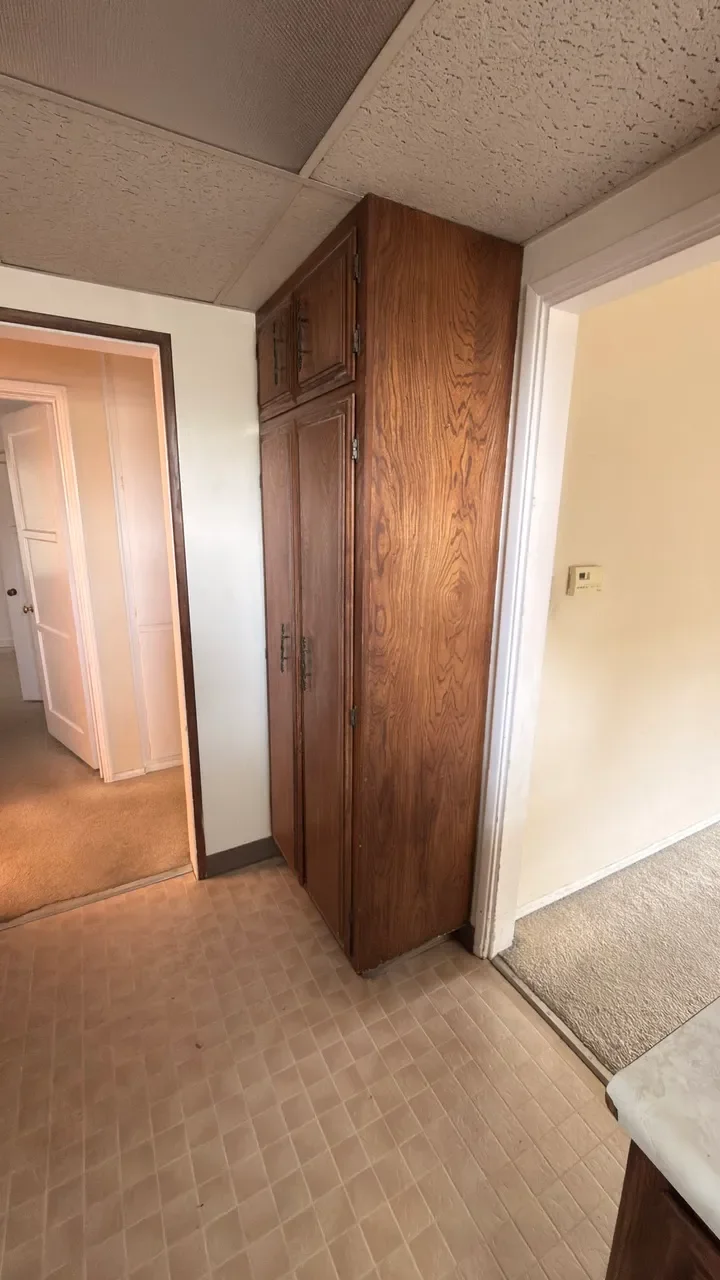affordable-home-remodel-tujunga-glendale-los-angeles-crystal-peak-before-017.webp