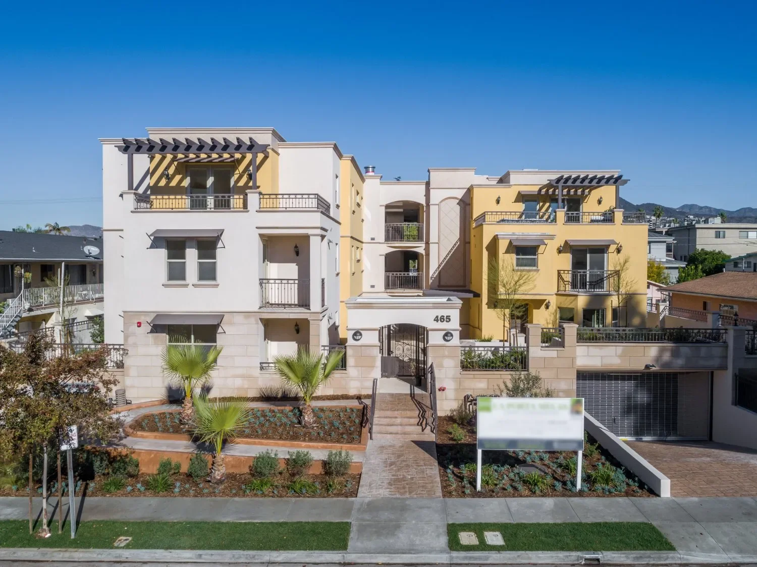 commercial-construction-los-angeles-crystal-peak-5.webp