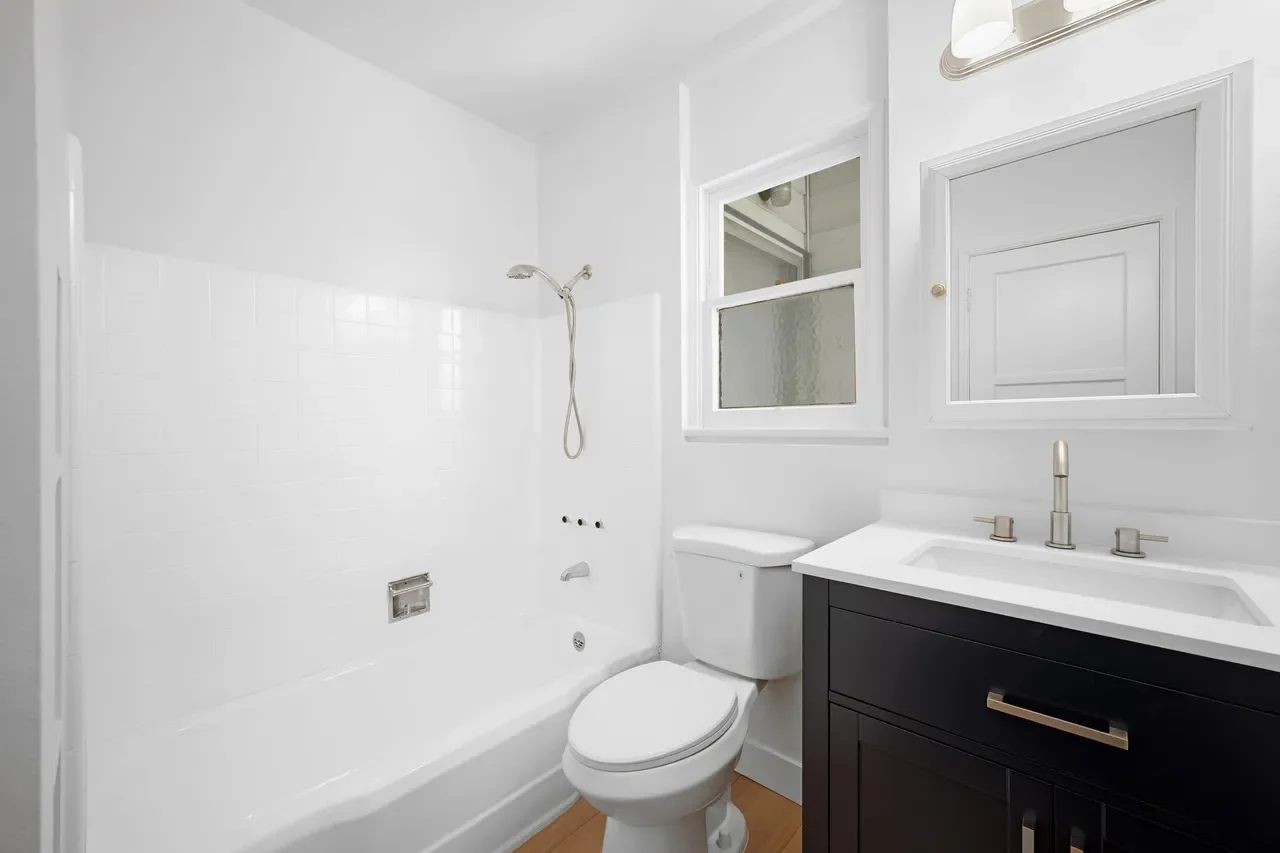 affordable-home-remodel-glendale-los-angeles-crystal-peak-after-28.webp
