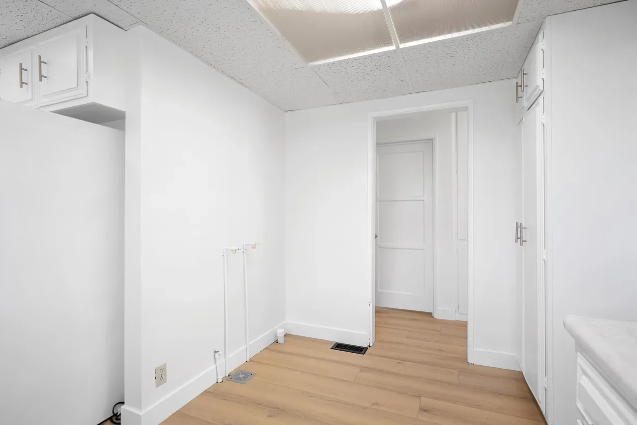 affordable-home-remodel-glendale-los-angeles-crystal-peak-after-26.webp