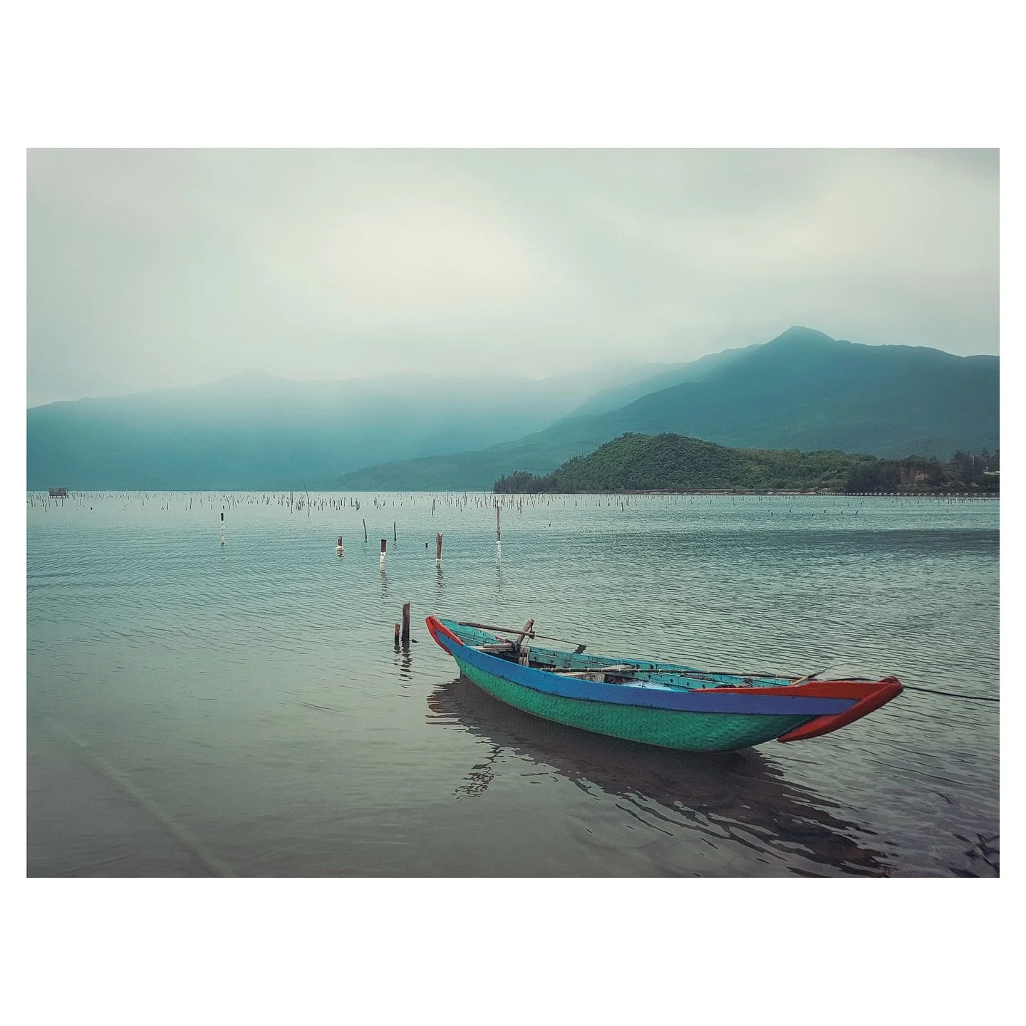 Đầm Lăng C&ocirc;, Việt Nam. One of my very first photos ever taken. 
&mdash;&mdash;&mdash;&mdash;&mdash;&mdash;&mdash;&mdash;&mdash;&mdash;&mdash;&mdash;&mdash;&mdash;&mdash;&mdash;&mdash;&mdash;&mdash;
#vietnam #huế #stayandwander #createcommune #e