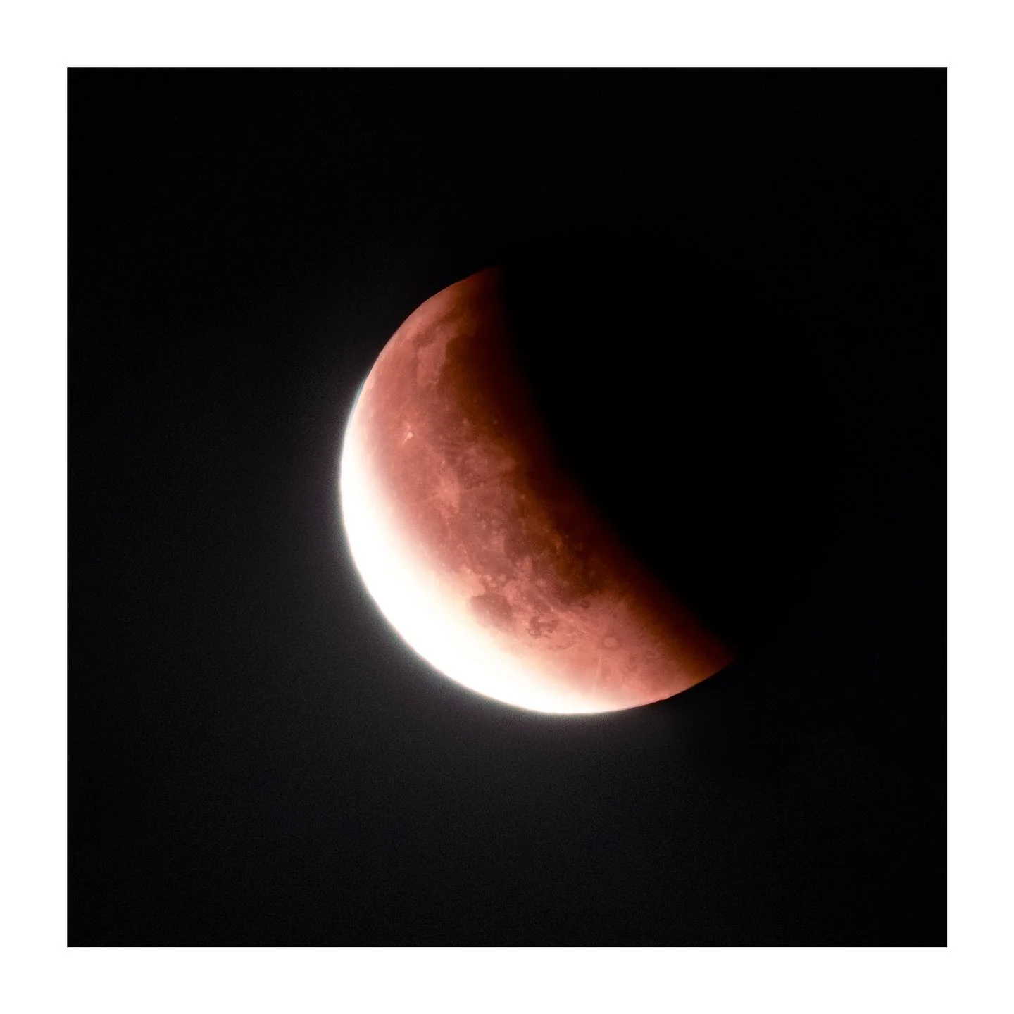 Probably lunar eclipse photo number 432,526,912. When you pick the wrong lens (telephoto), when there&rsquo;s way too little light because of that tiny aperture but when you still have to try because you&rsquo;re too stubborn. Oh well, worth a shot.
