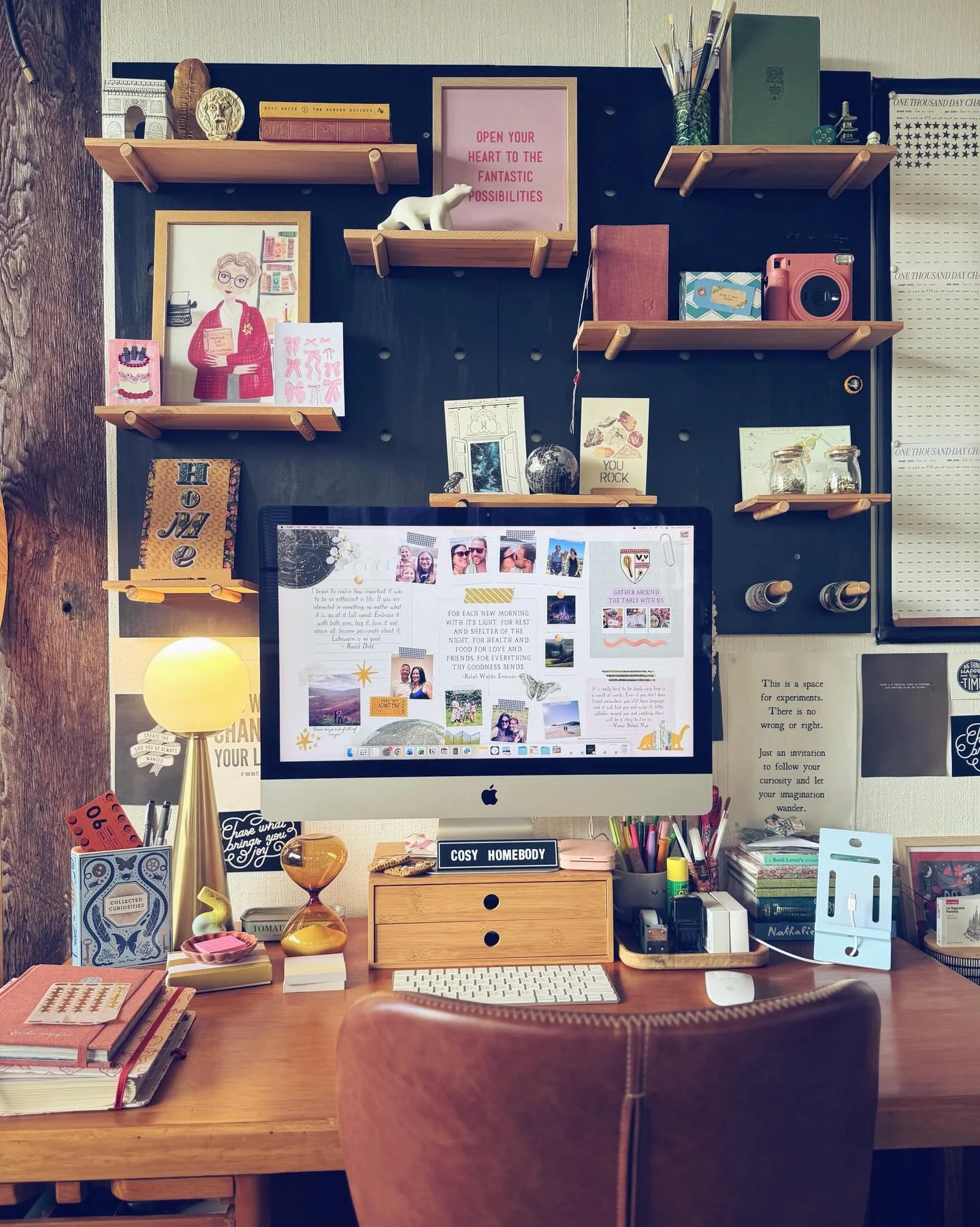 Tidy desk = instant boost in inspiration and productivity ✔️💡✔️🐝✔️📋