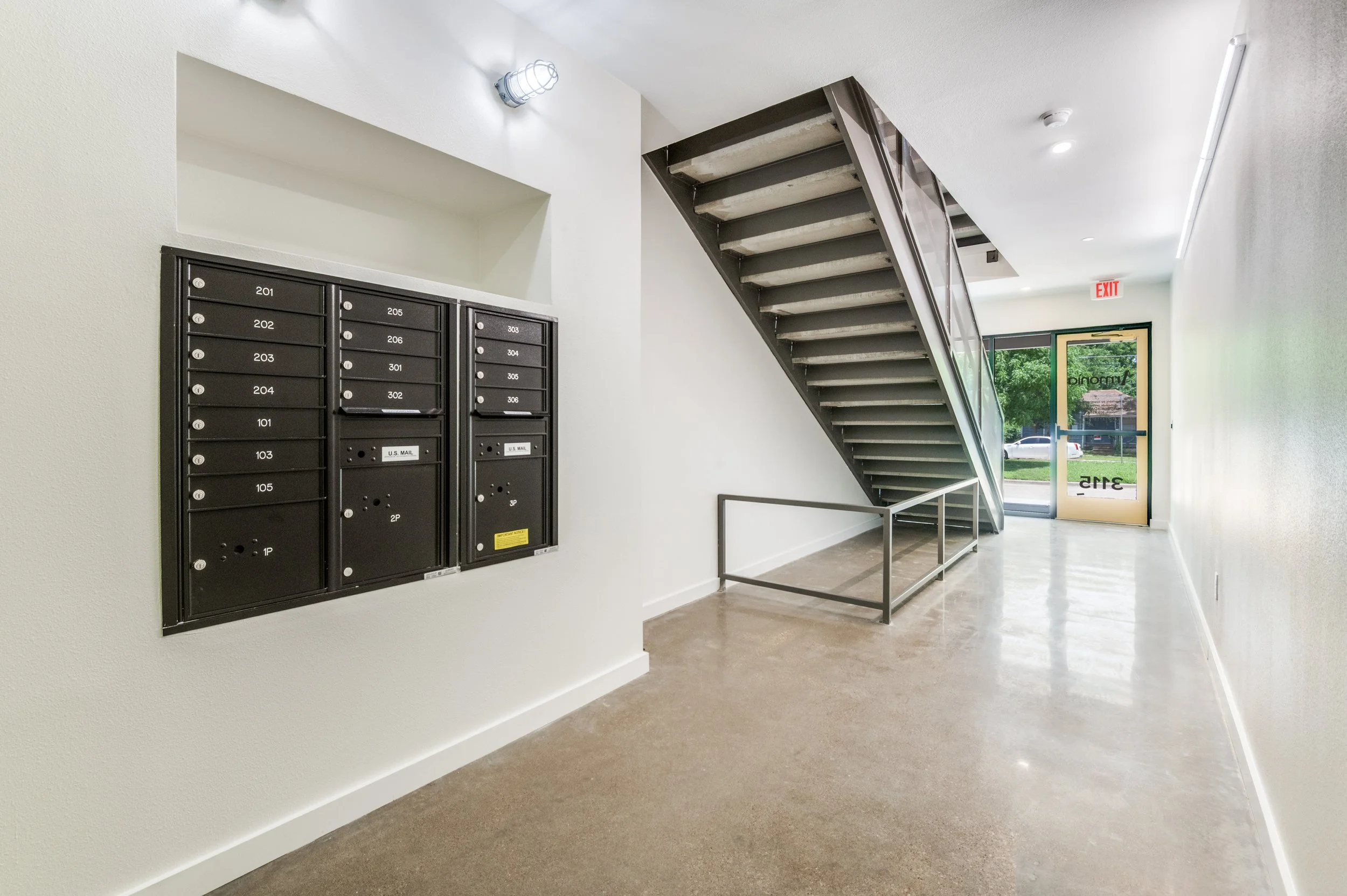 3115-topeka-ave-101-dallas-tx-75212-High-Res-4.jpg