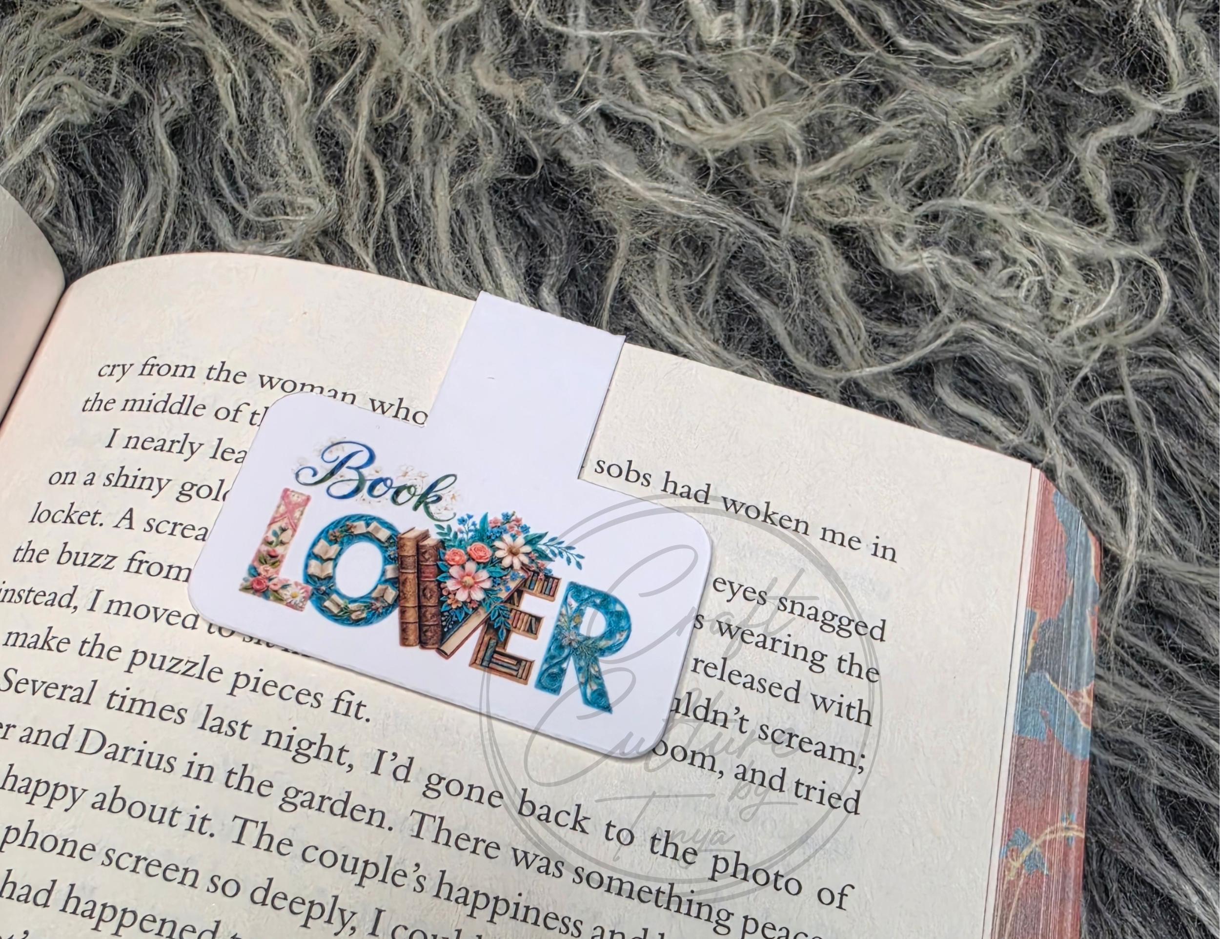 Book Lover Magnetic Bookmark