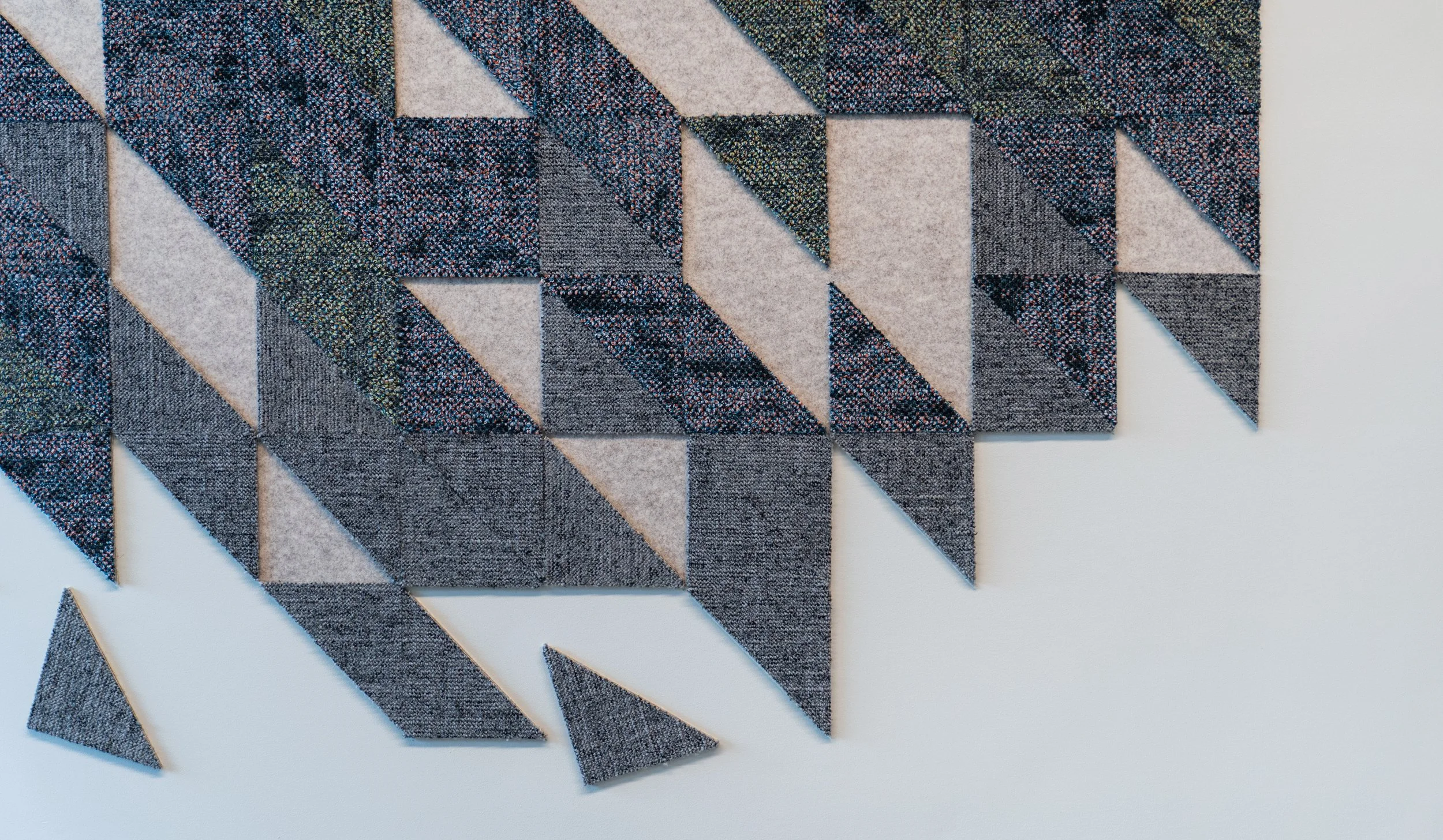 11_NN_carpetmural_01_crop.jpg