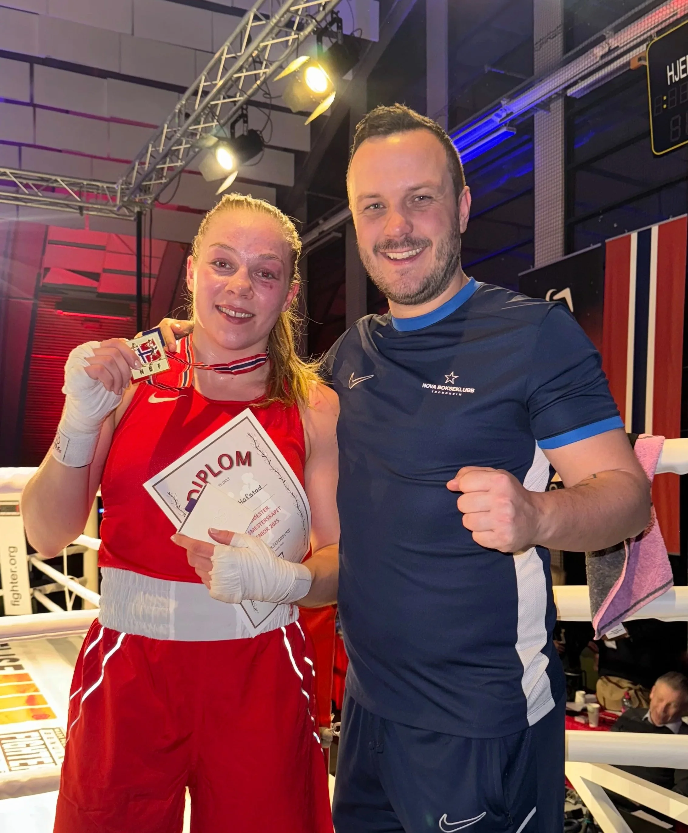 Sunniva and her coach Ole after becoming Norwegian Champion in 2025. Sunniva was also rewarded the Kings Prize, a very honorable achievement. 